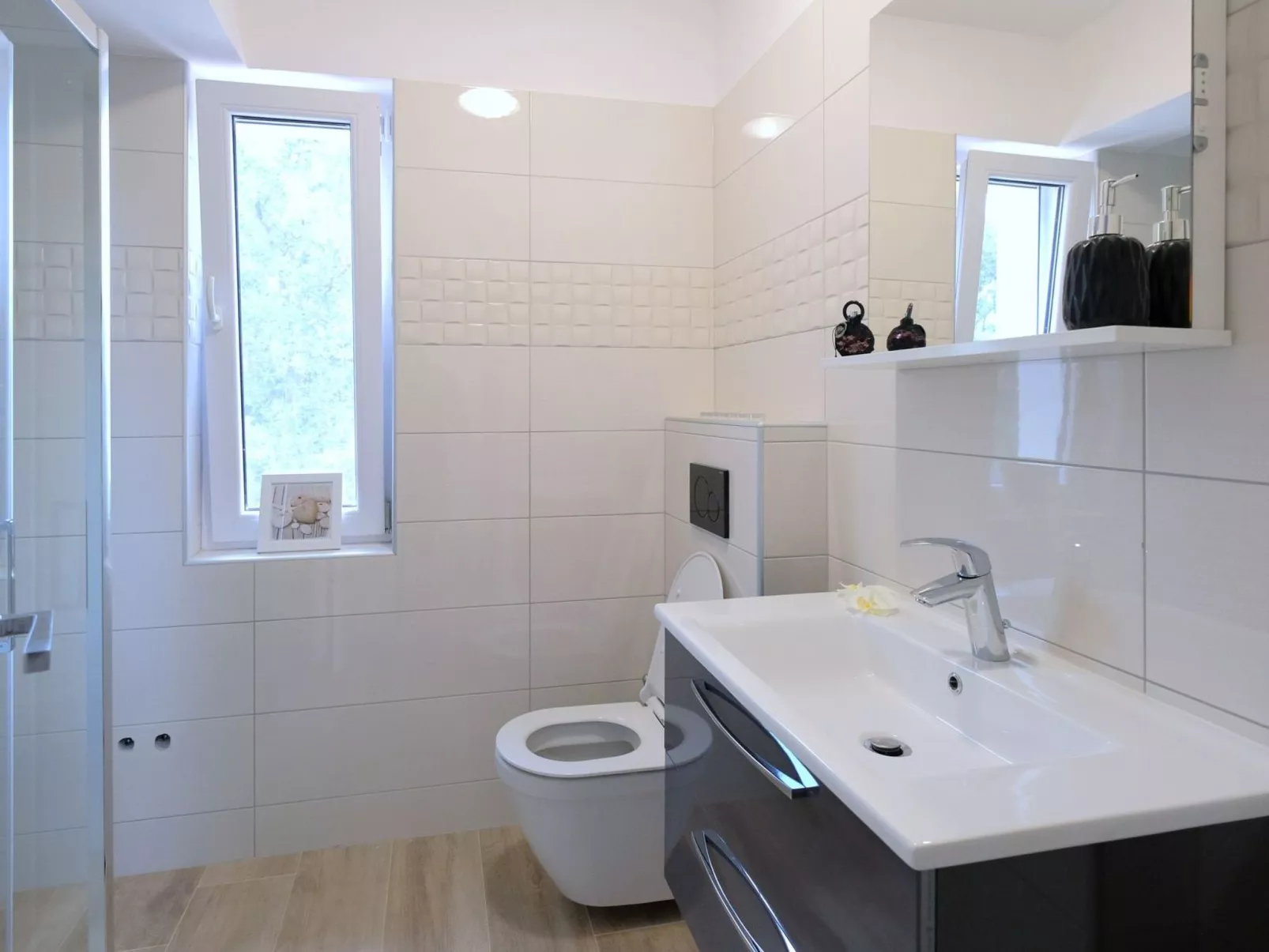 Newly built (2018), fully detached holiday villa with a private swimming pool-Image-tags.info