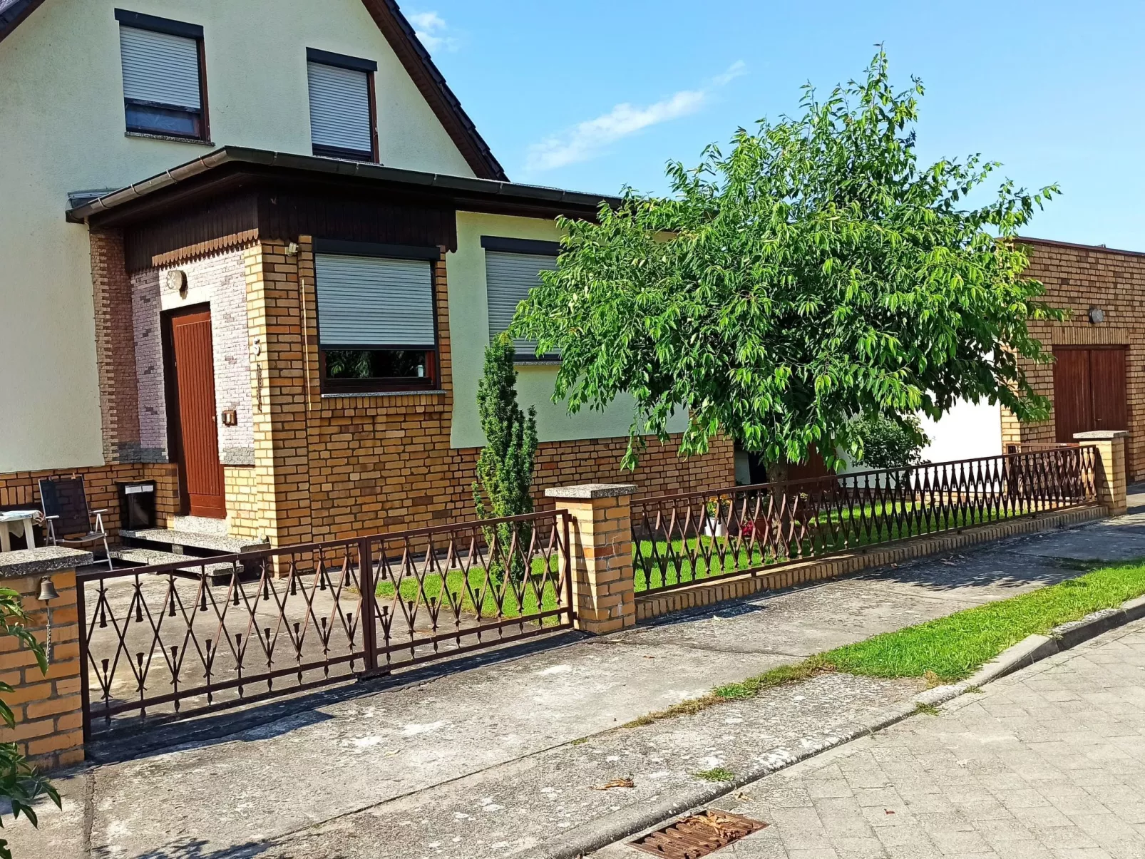 Ferienwohnung,,Manu"-Draußen