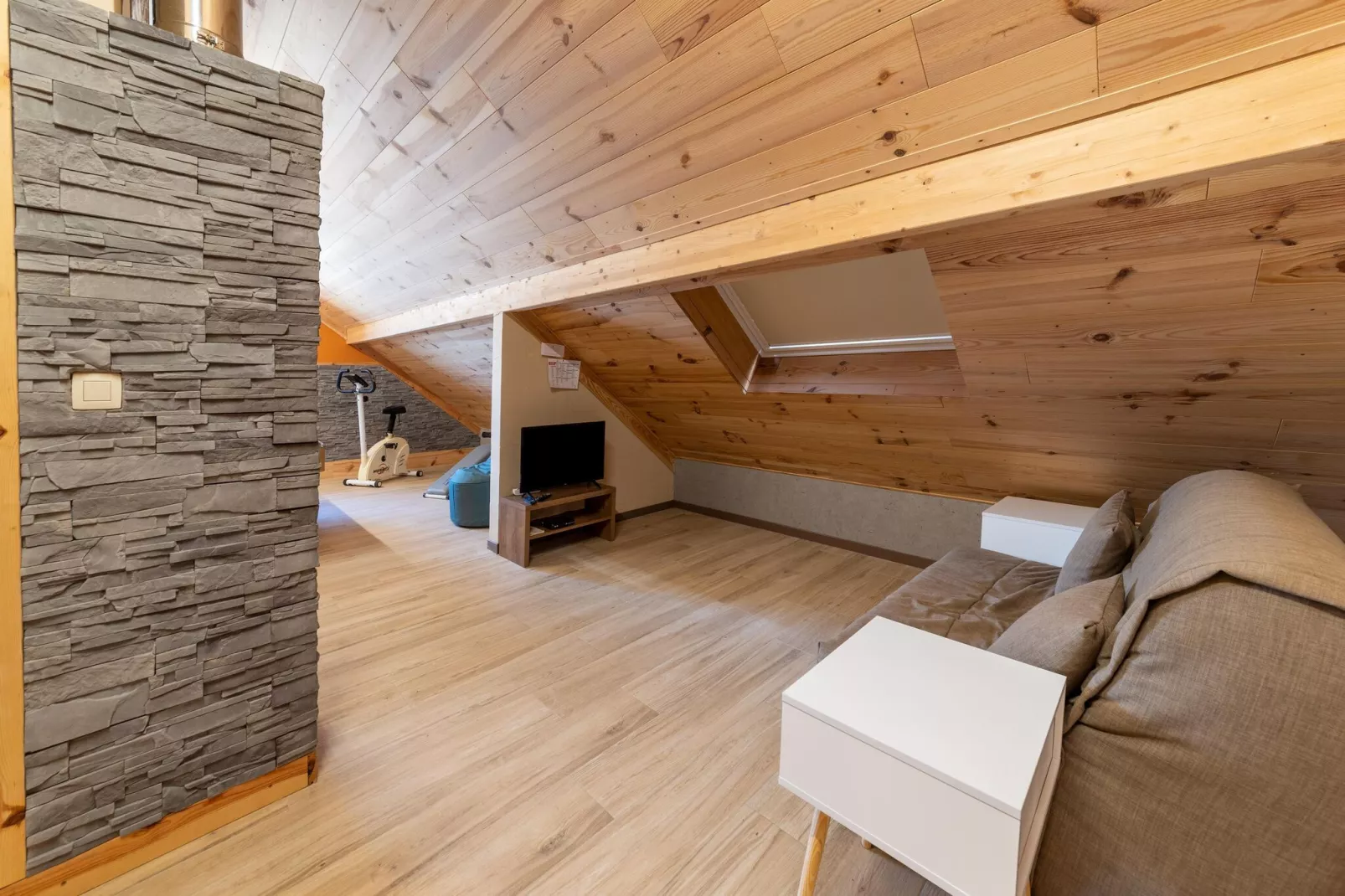 Magnifique habitation située aux abords du circuit de Spa Francorchamps - Aux champs des oiseaux-Bedroom