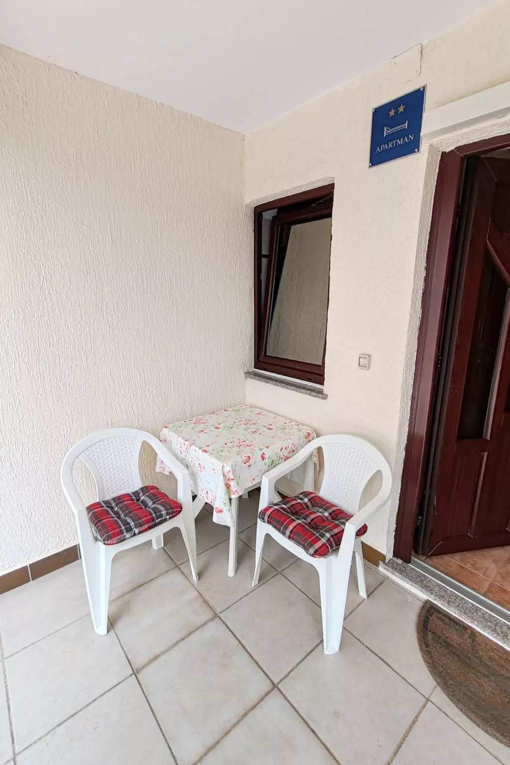 Schöne Wohnung Miriam mit Meerblick-Drinnen