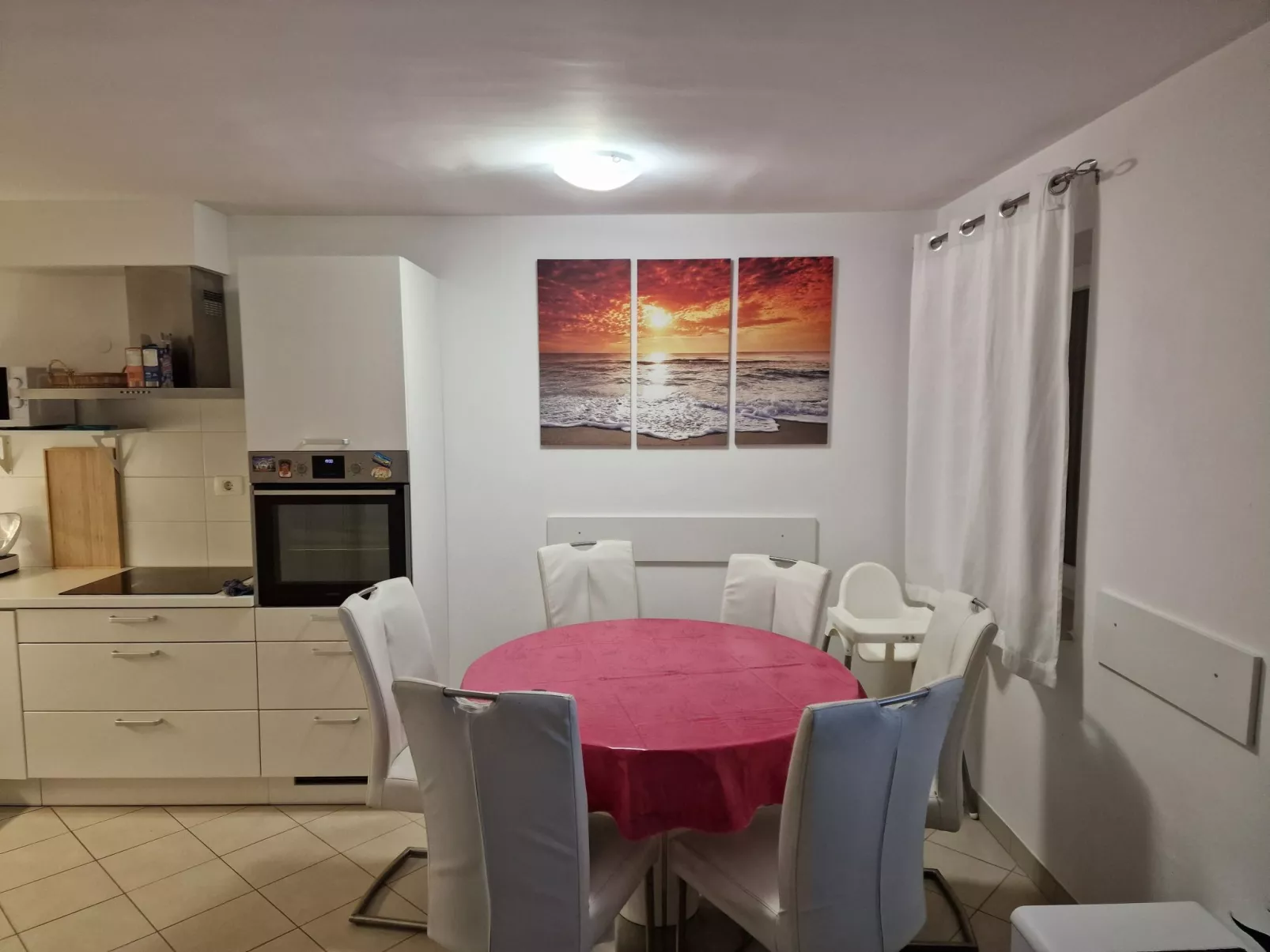 Gemütliche, gepflegte Ferienwohnung-Dedans