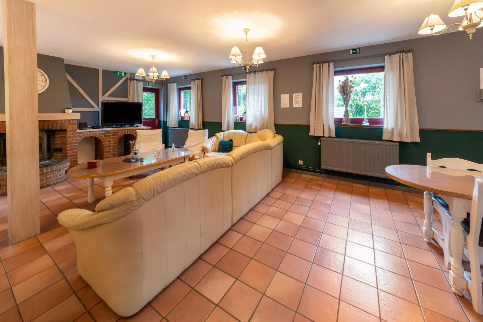Magnifique habitation pour 16 personnes à Wanne-Wohnzimmer