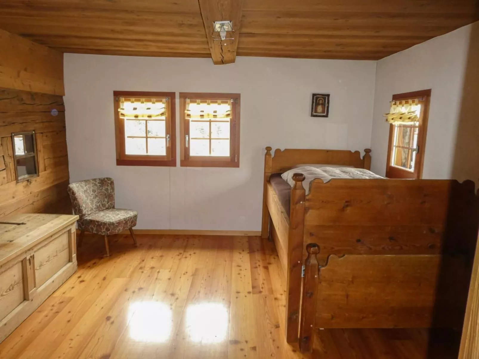 Alphütte Murmolta auf der Sonnenterrasse im Wallis-Image-tags.info