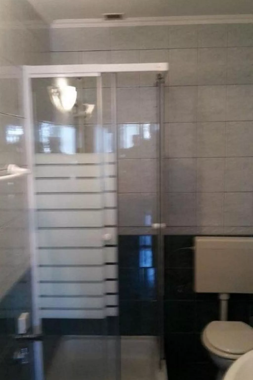 Für vier Personen mit Terrasse-Image-tags.info