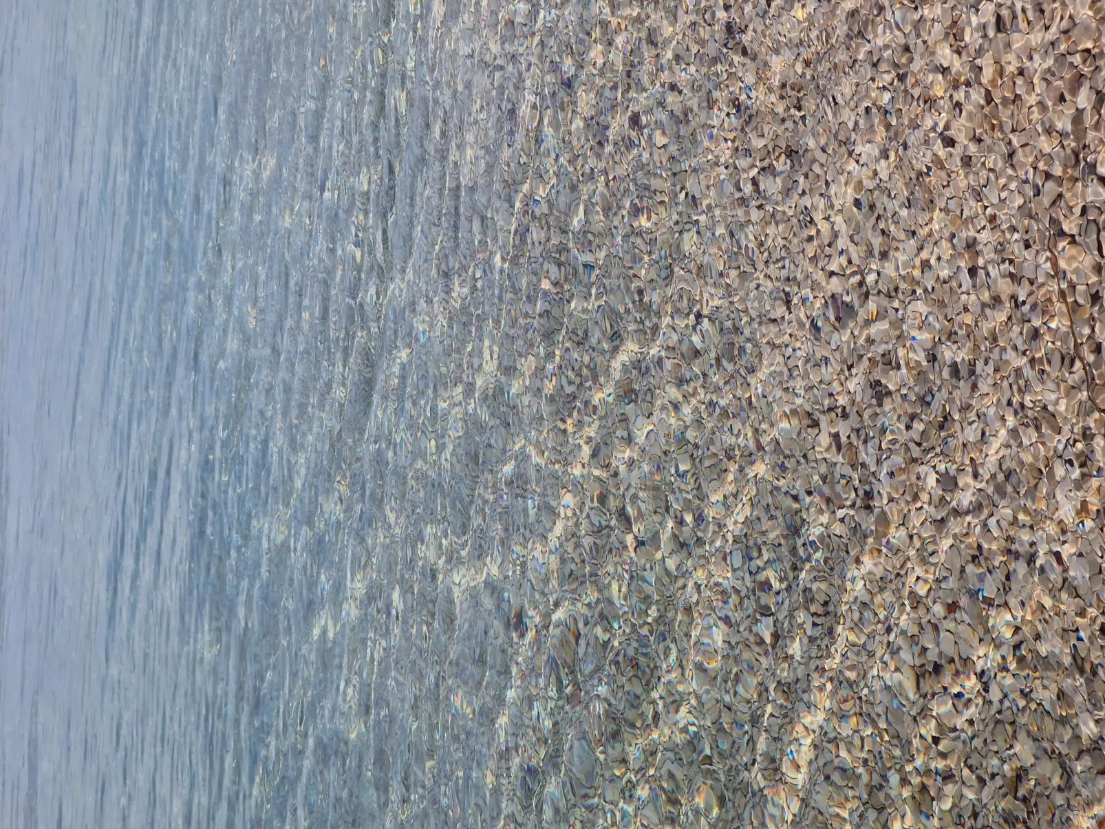 Ema erste Etage mit offener Terrasse-Drinnen