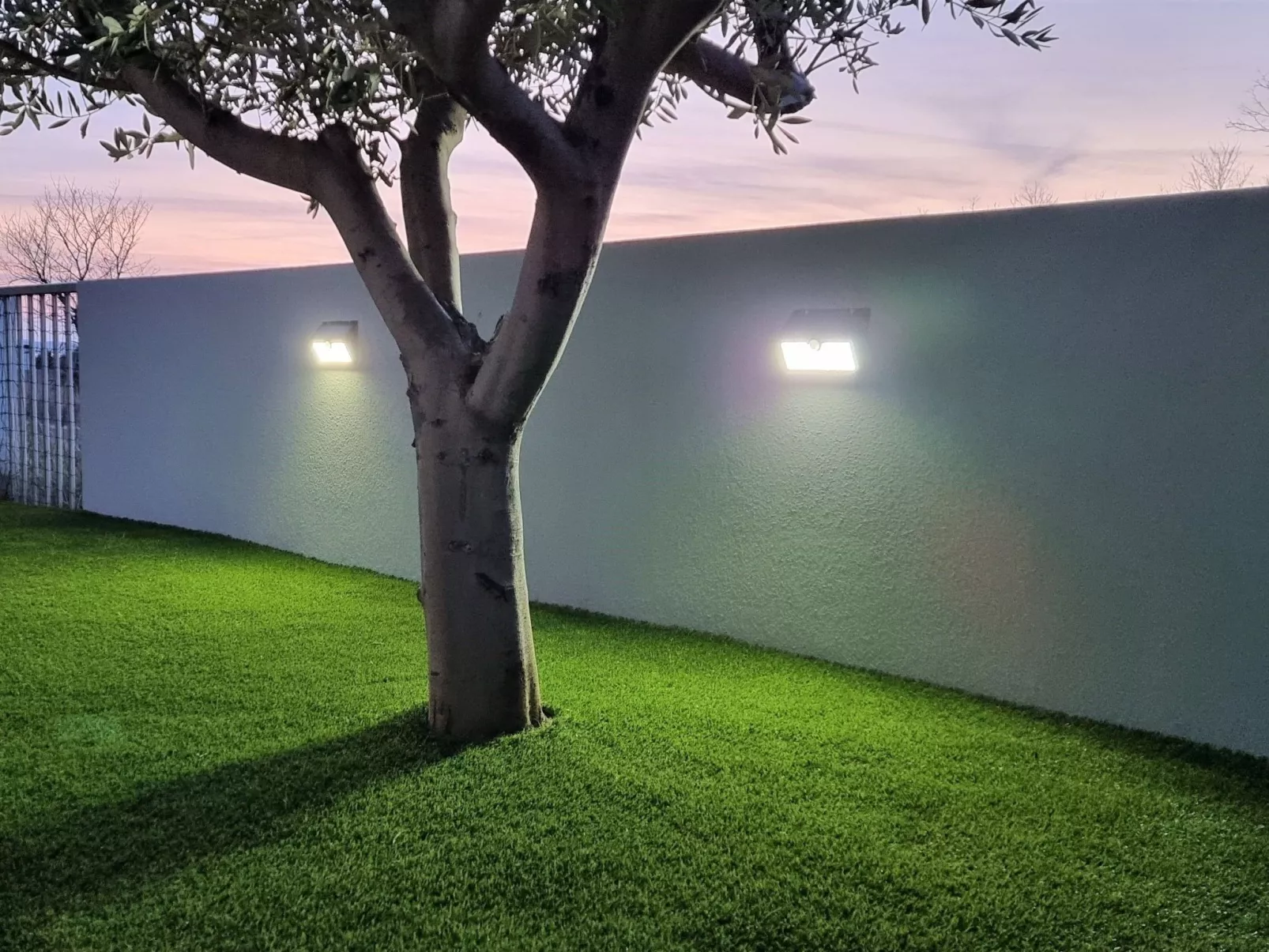 Erdgeschoss-Ferienwohnung mit Garten und Pool-Outside