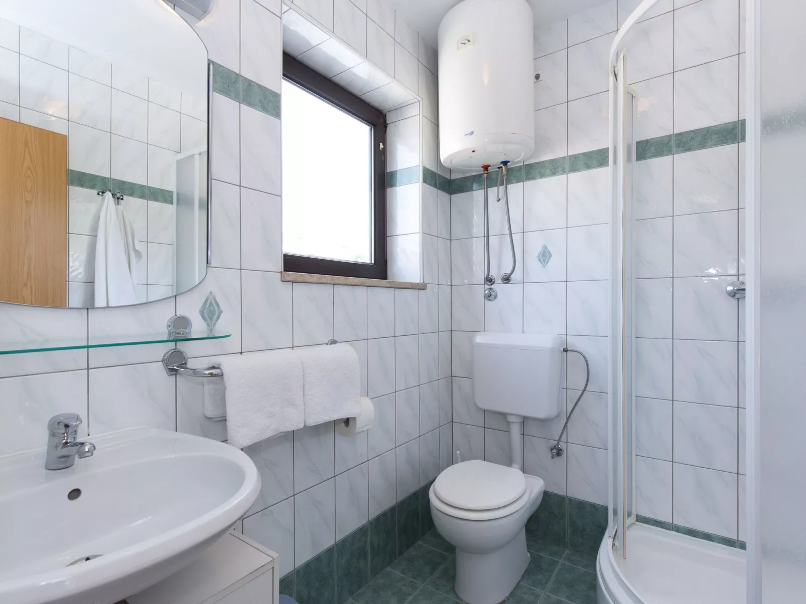 Apartmenthaus „Sean“ mit Parkplatz, Olivenhain-Dedans