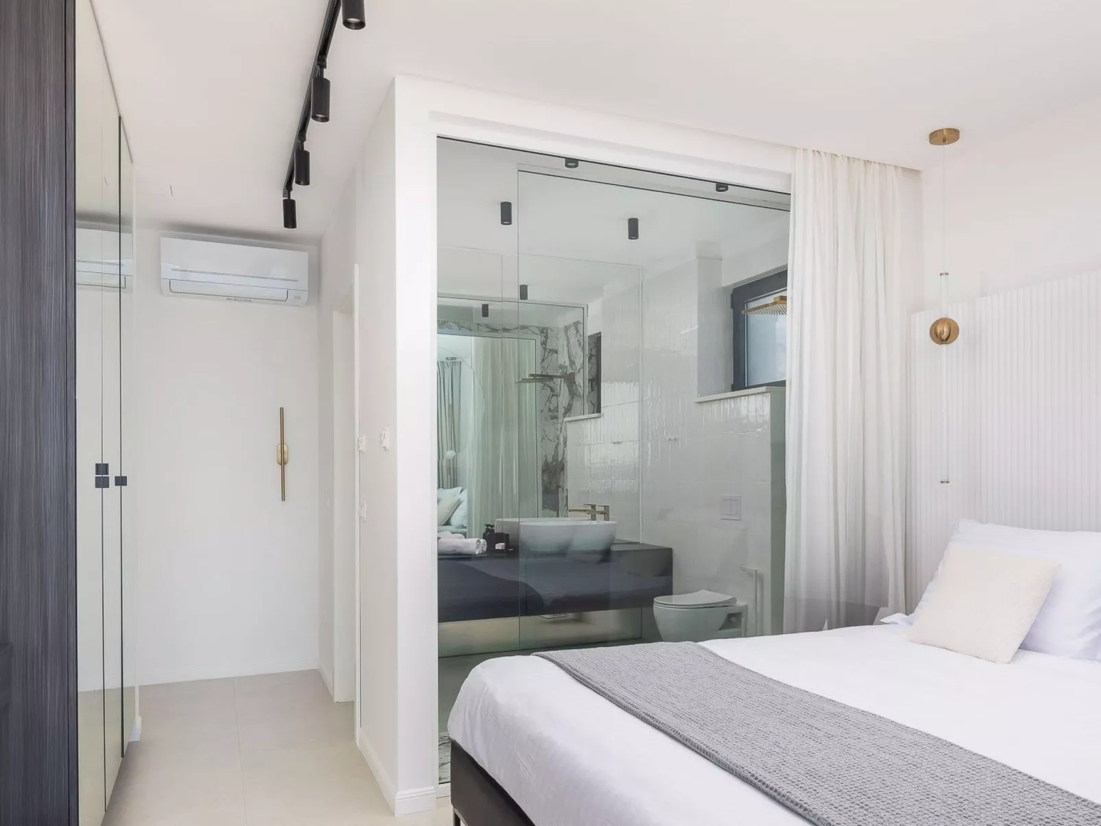 Villa Island Gem-Dedans