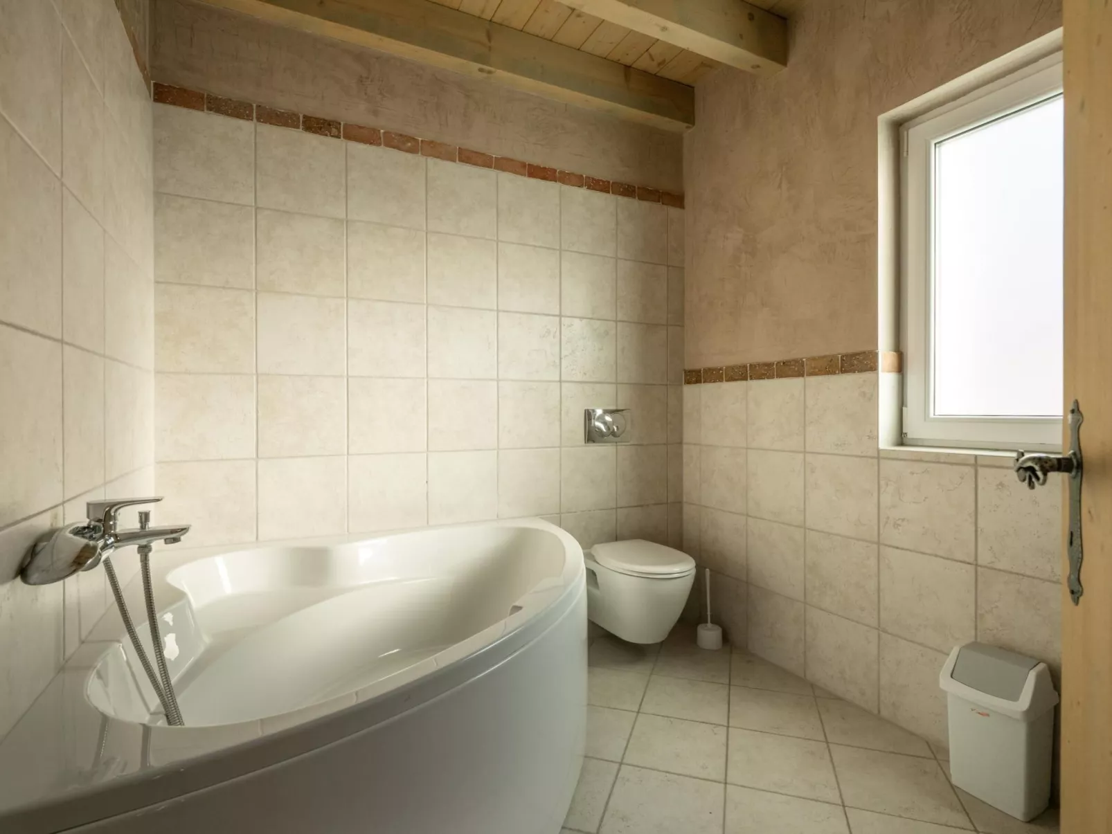 Villa Bellavista für 16 Gäste mit Hockeytisch-Dedans