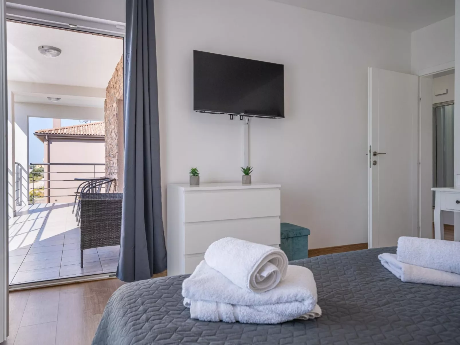 Villa Gusto-Image-tags.info