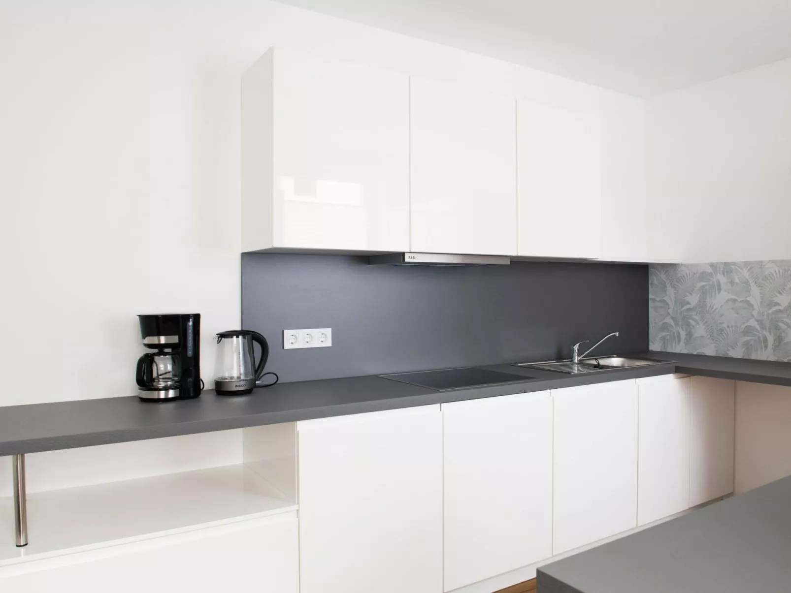 Kinas Suite EG-Drinnen