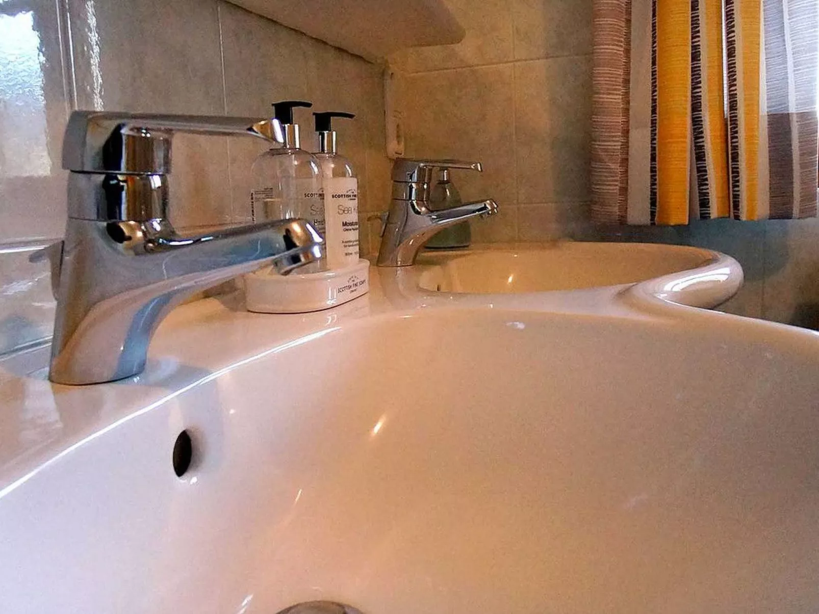 In ruhiger Lage mit Gartennutzung-Inside