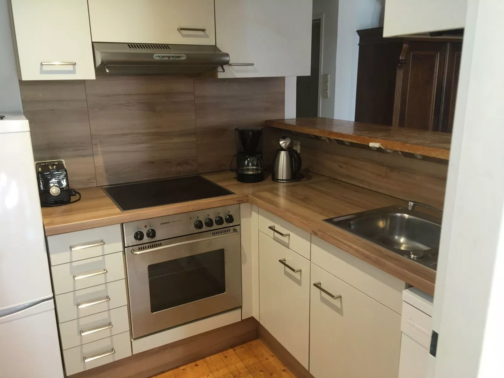 Mit Garagenplatz-Drinnen