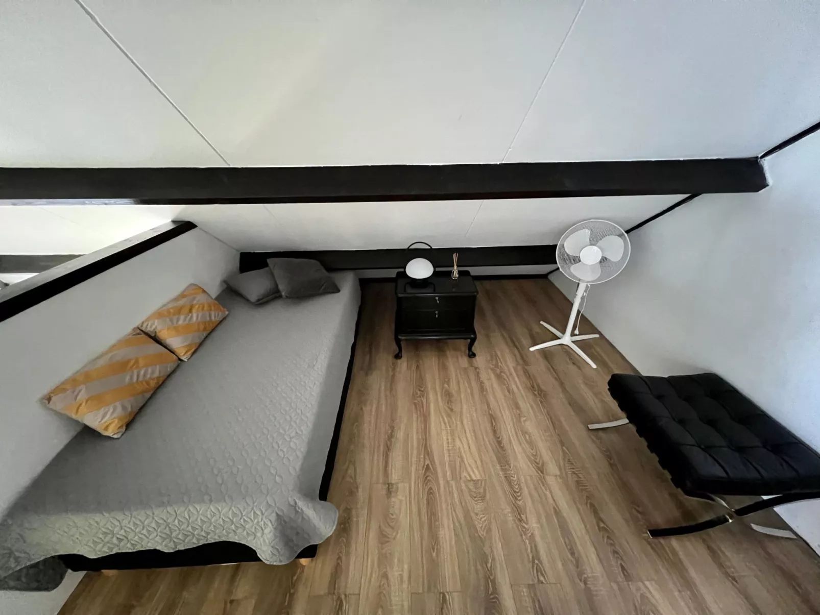 In Stavenisse mit gemütlicher Terrasse-Drinnen