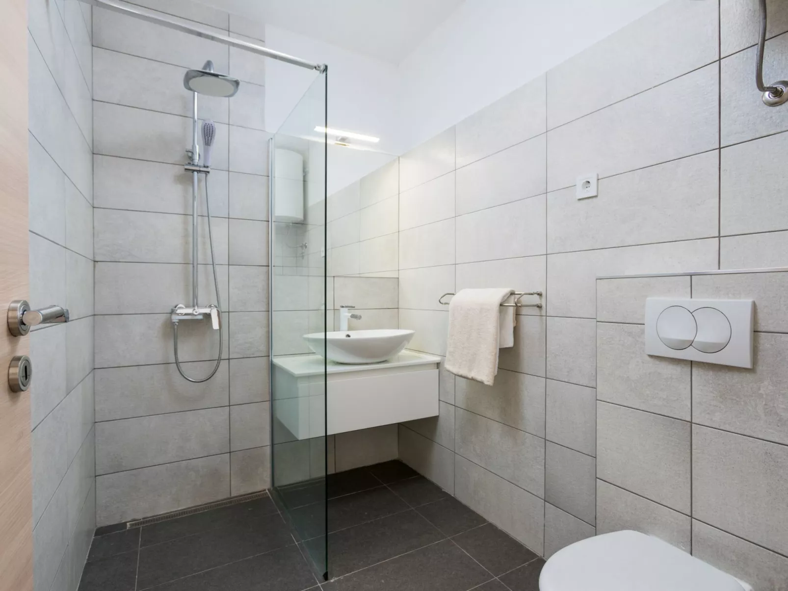 Seaside Villa Lara mit beheiztem Swimmingpool-Dedans