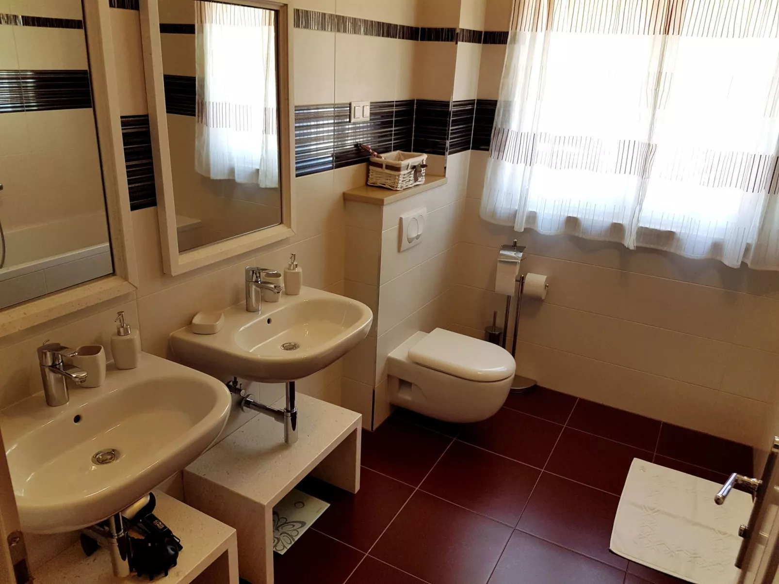 Villa Elena mit Pool, nur 60 Meter zum Meer-Inside