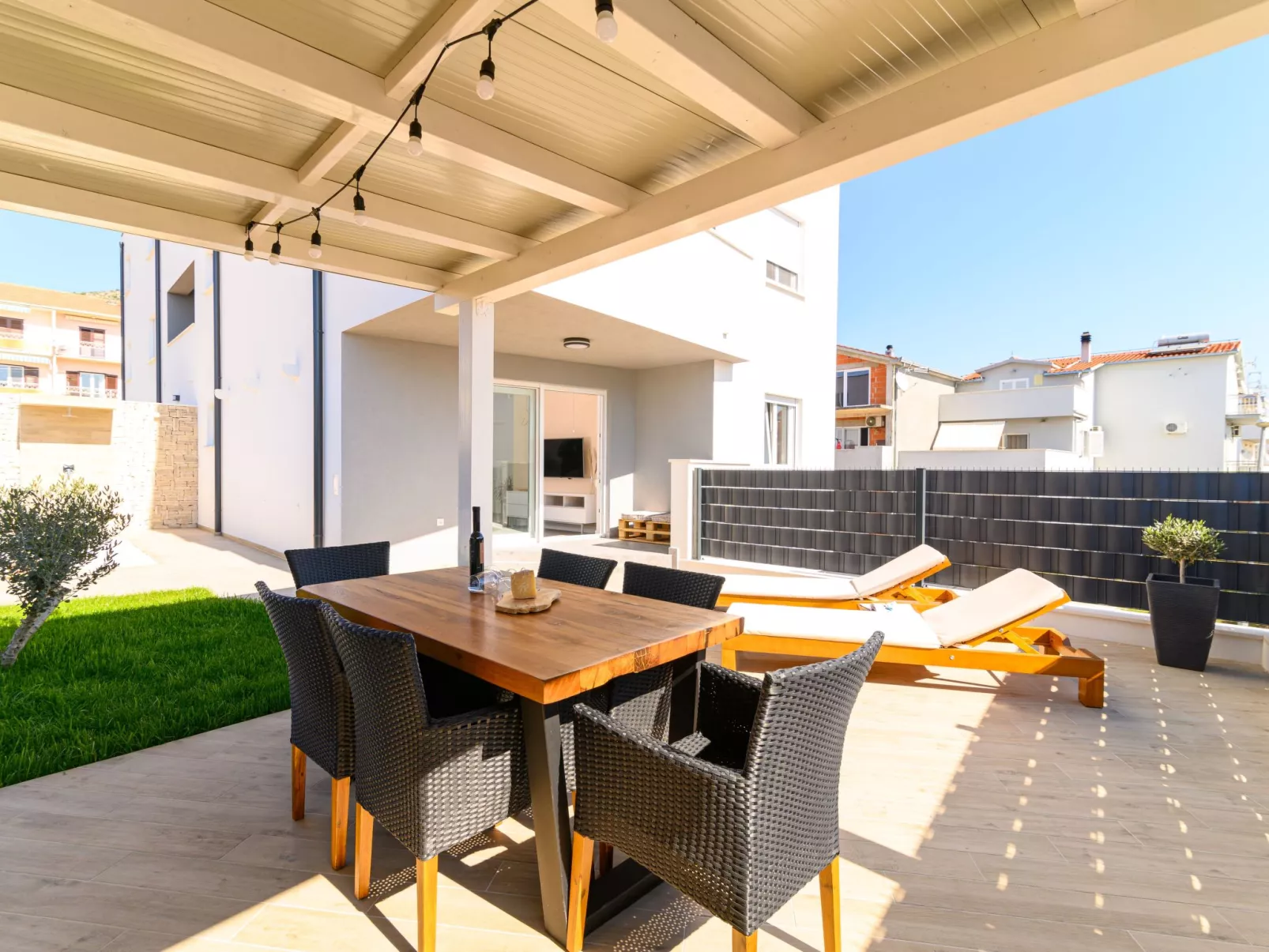 HYGGE boutique apartment-Outside