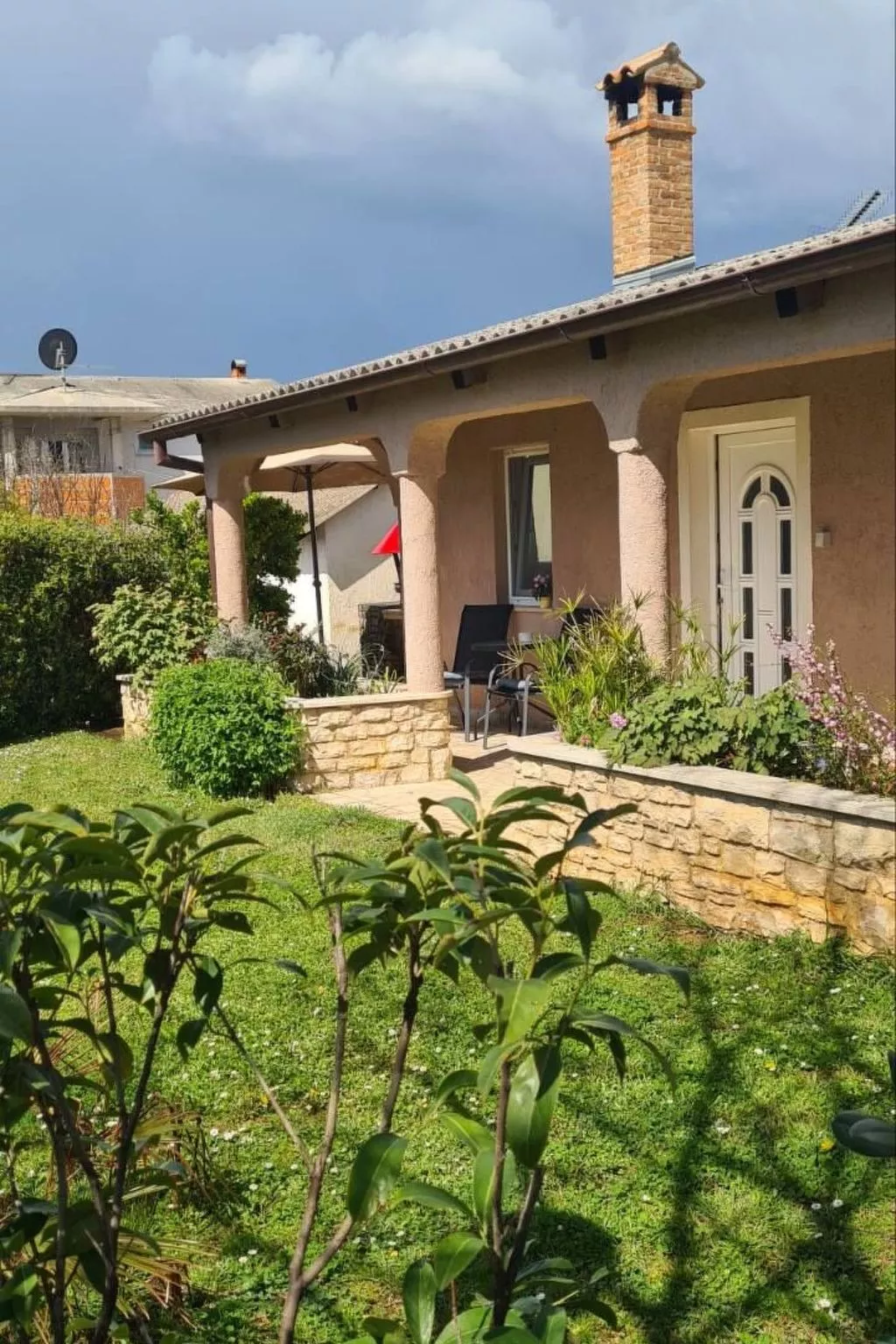 Wohnung "Eric" mit Garten, Grill und Terrasse-Dehors