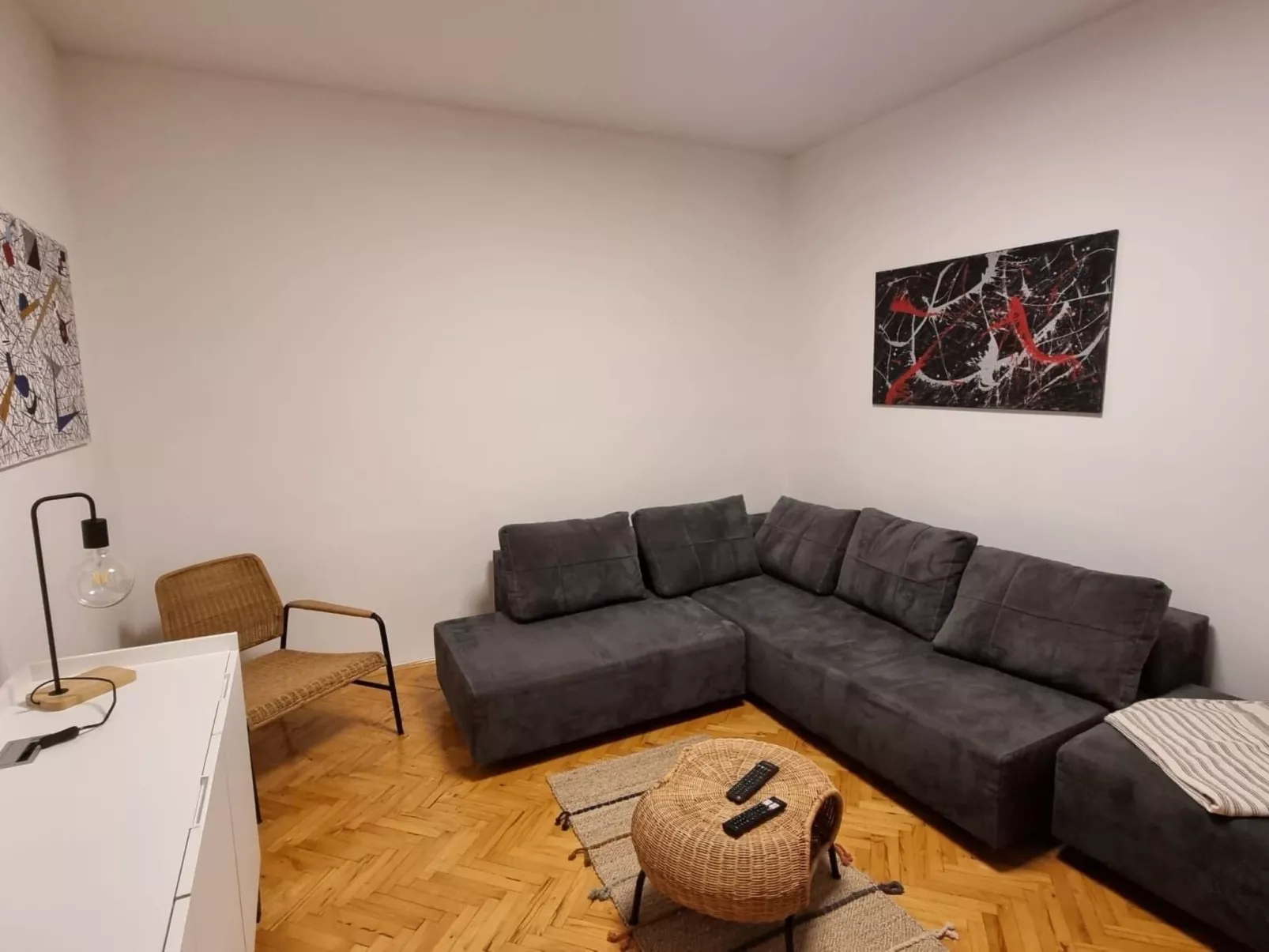 In Zentrumsnähe mit Balkon-Inside