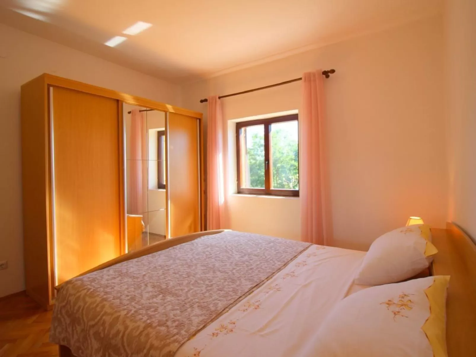 Liliana-Image-tags.info