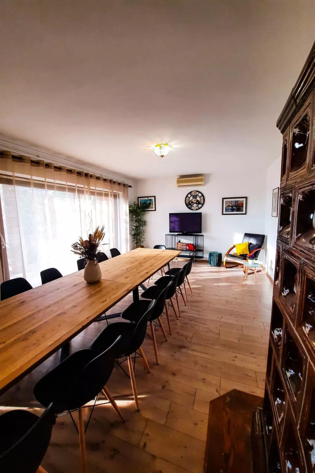 Sehr geräumige Villa mit Pool-Image-tags.info