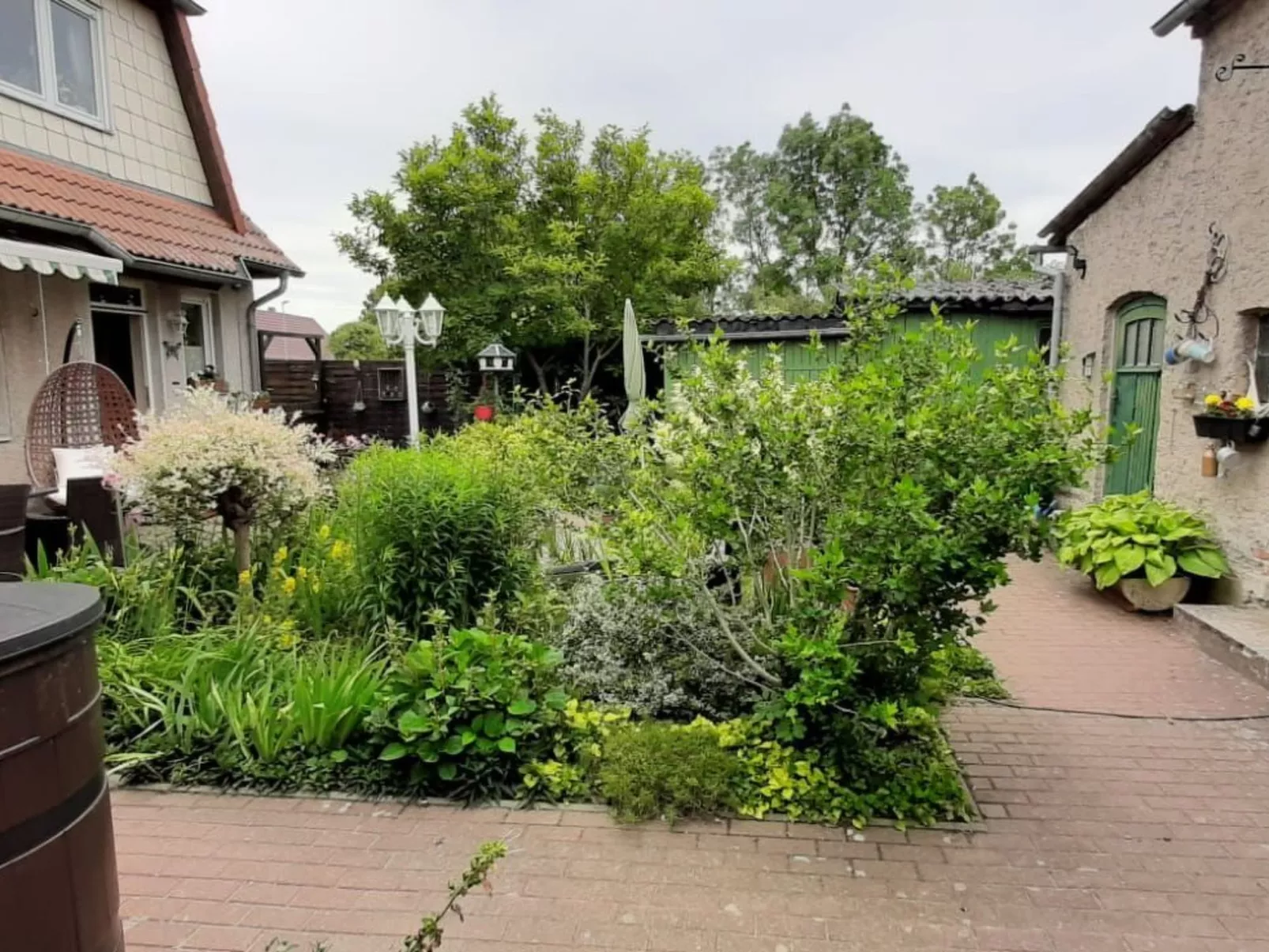 Am Apothekerberg-Draußen