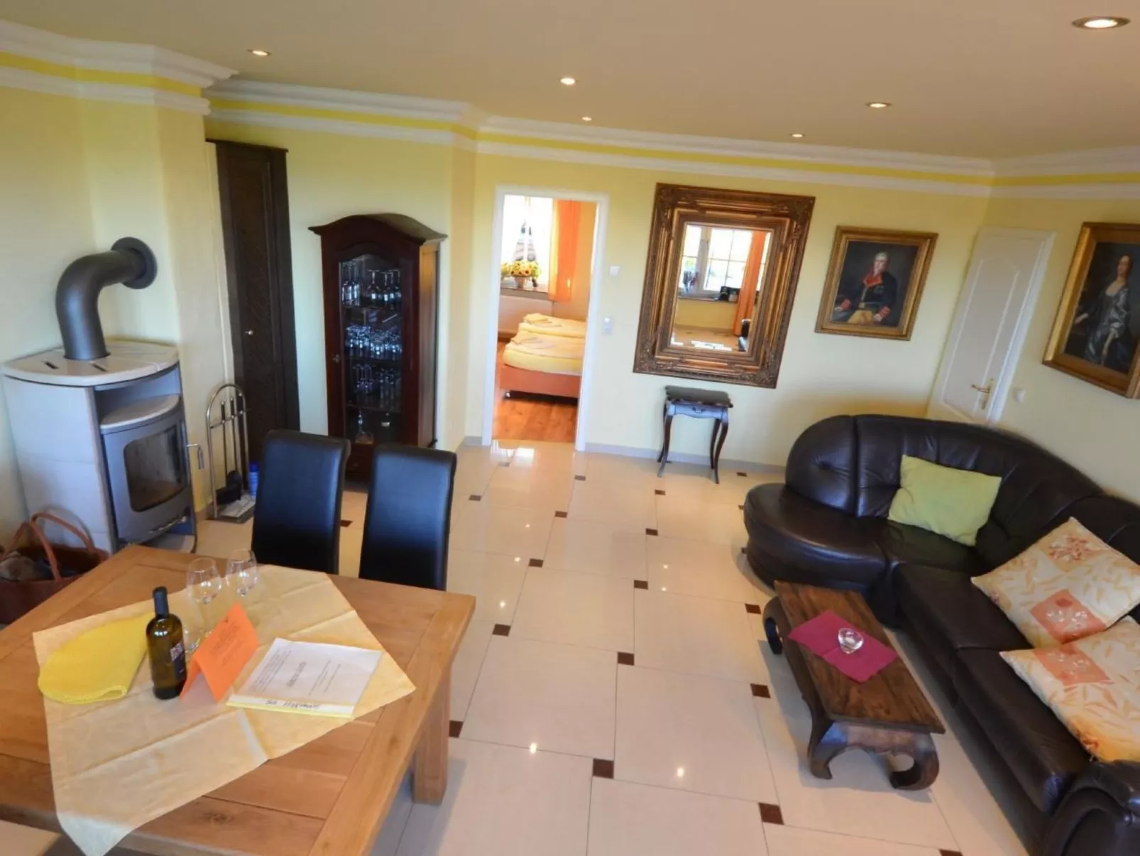 Wunderschönes Appartement mit Garten und Terrasse-Inside