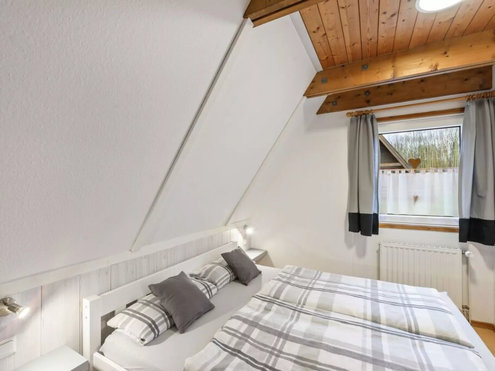 Schönes Ferienhaus am Twistesee-Dedans