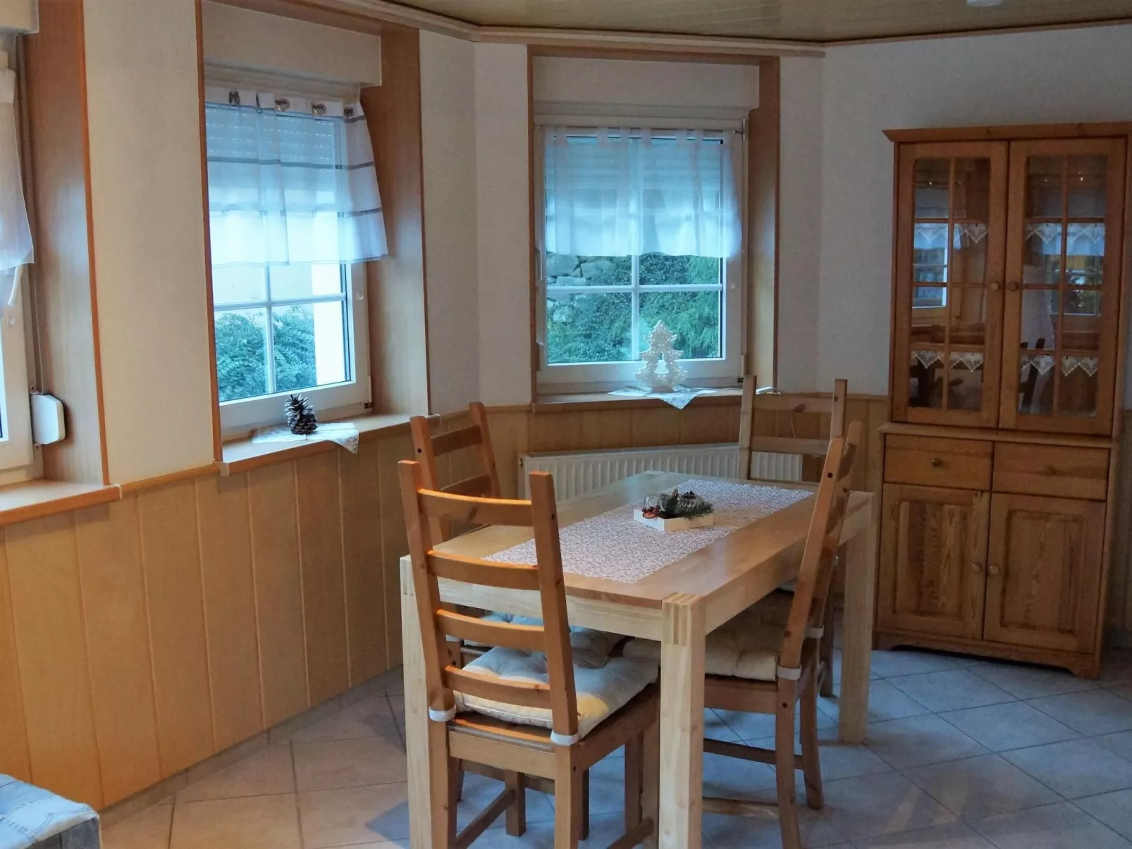 Geräumige Ferienwohnung im Untergeschoss-Image-tags.info