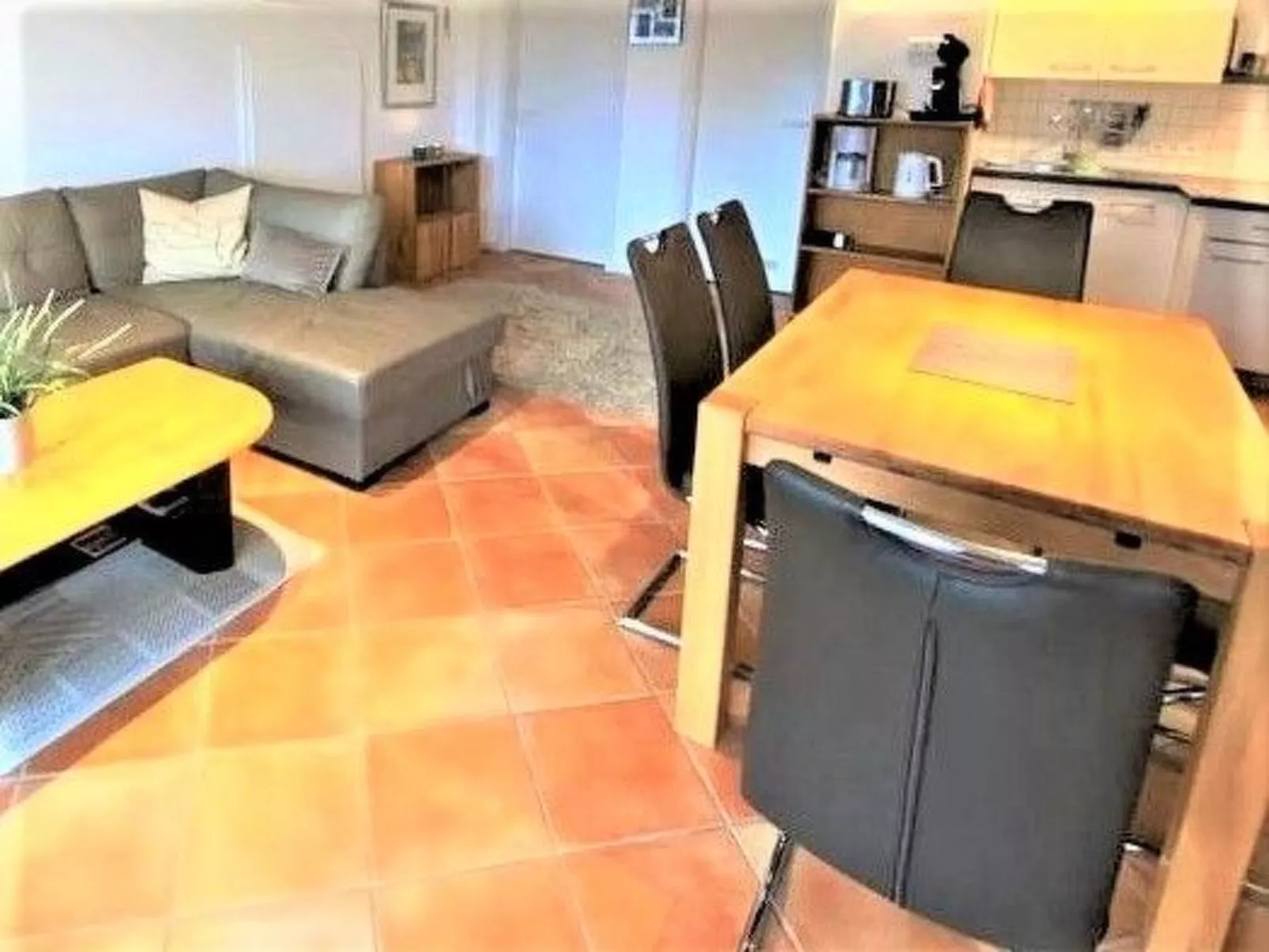 Zeesenhaus 6-Drinnen