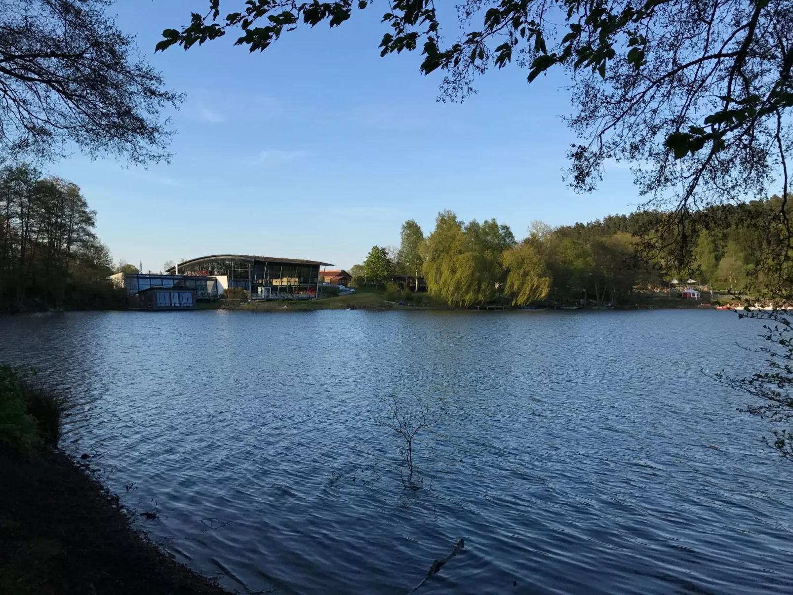 Idyllisches Ferienhaus mit Balkon und Garten-Draußen
