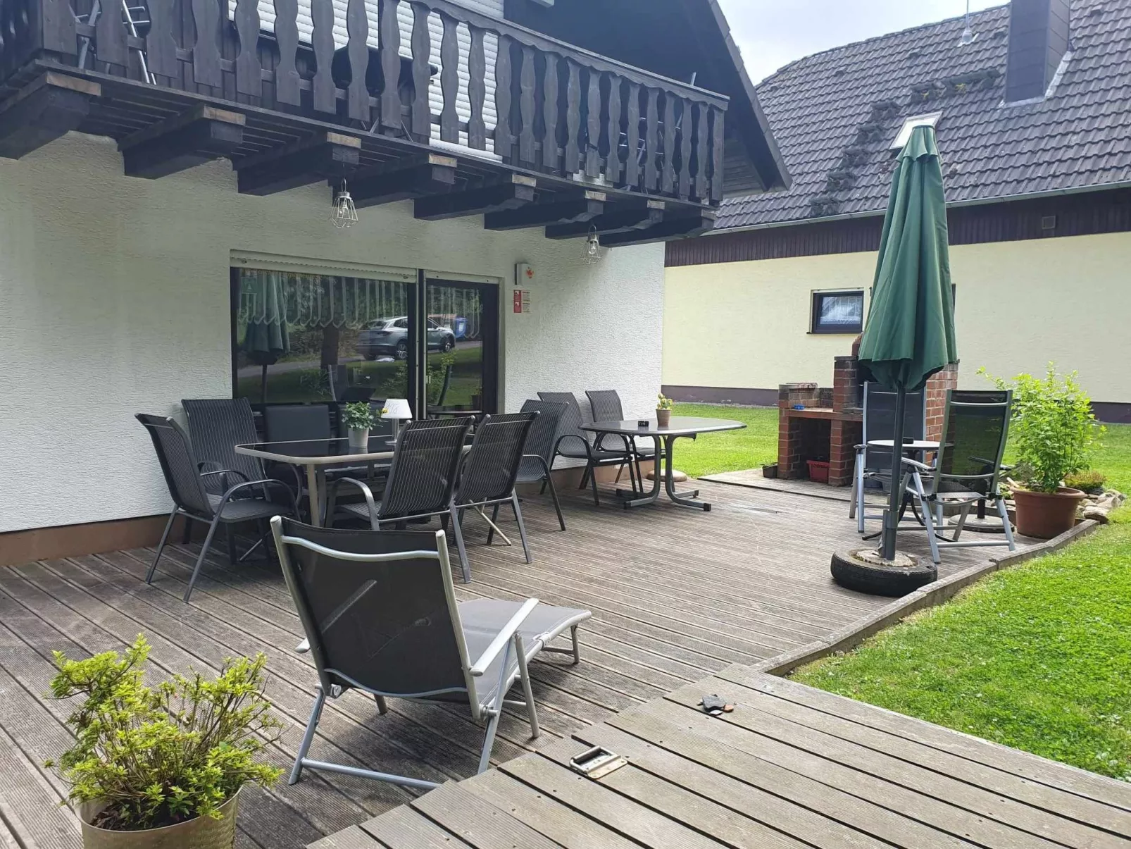 Haus Wellness-Outside