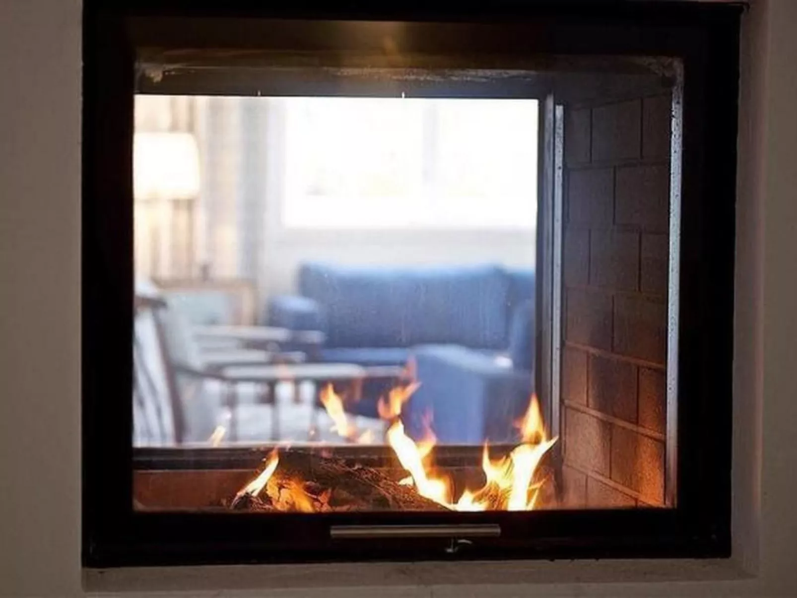 Grosses Sommerhaus direkt am See-Inside