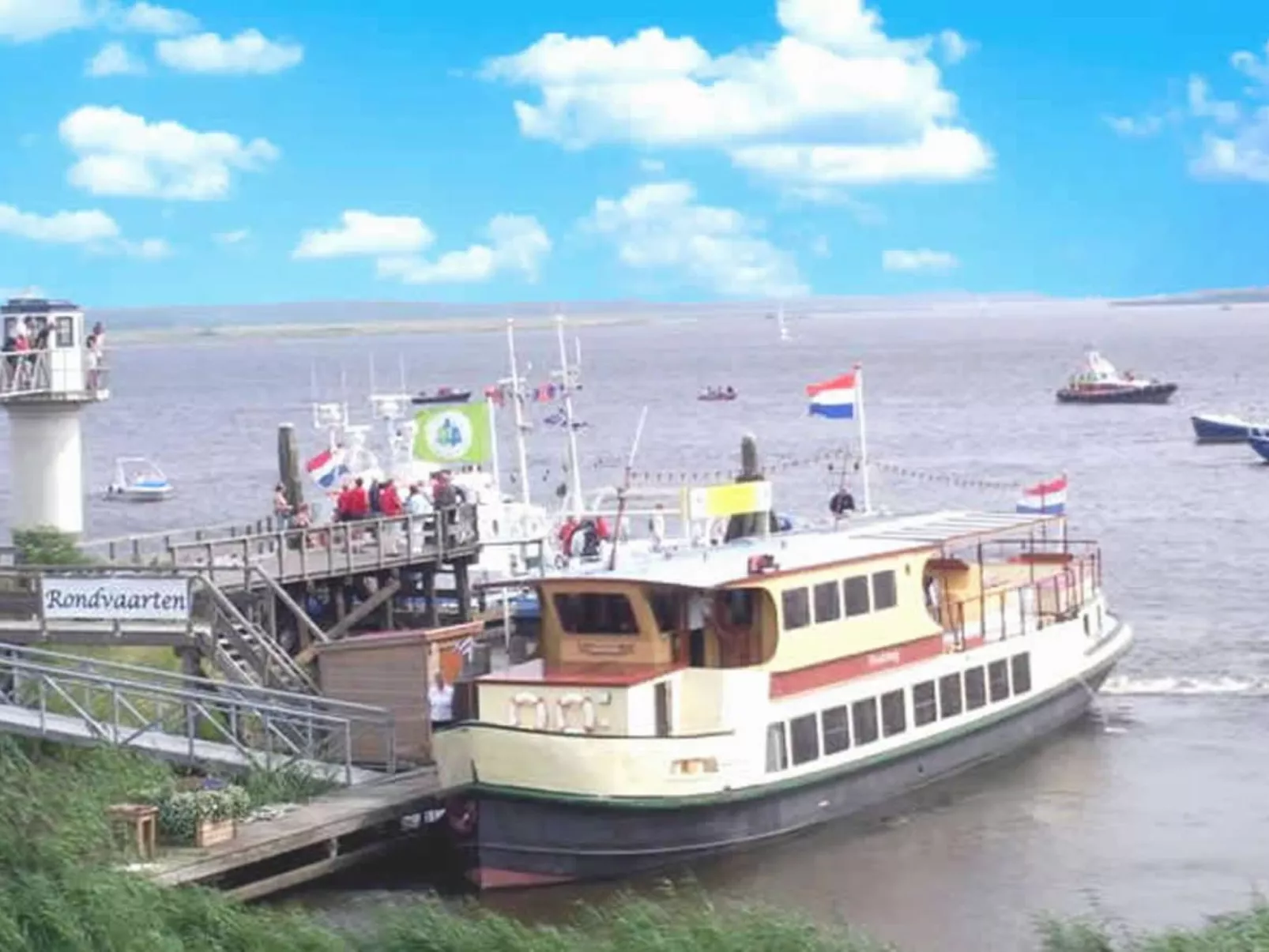 109 Gudrun-Image-tags.info