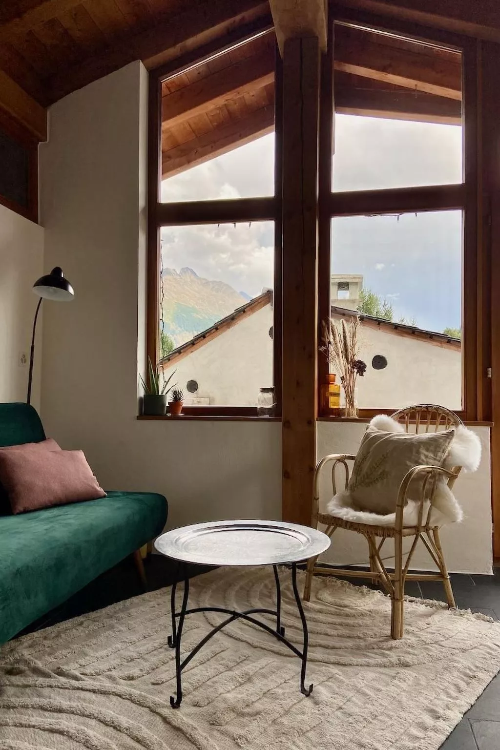 The Green Hut-Image-tags.info