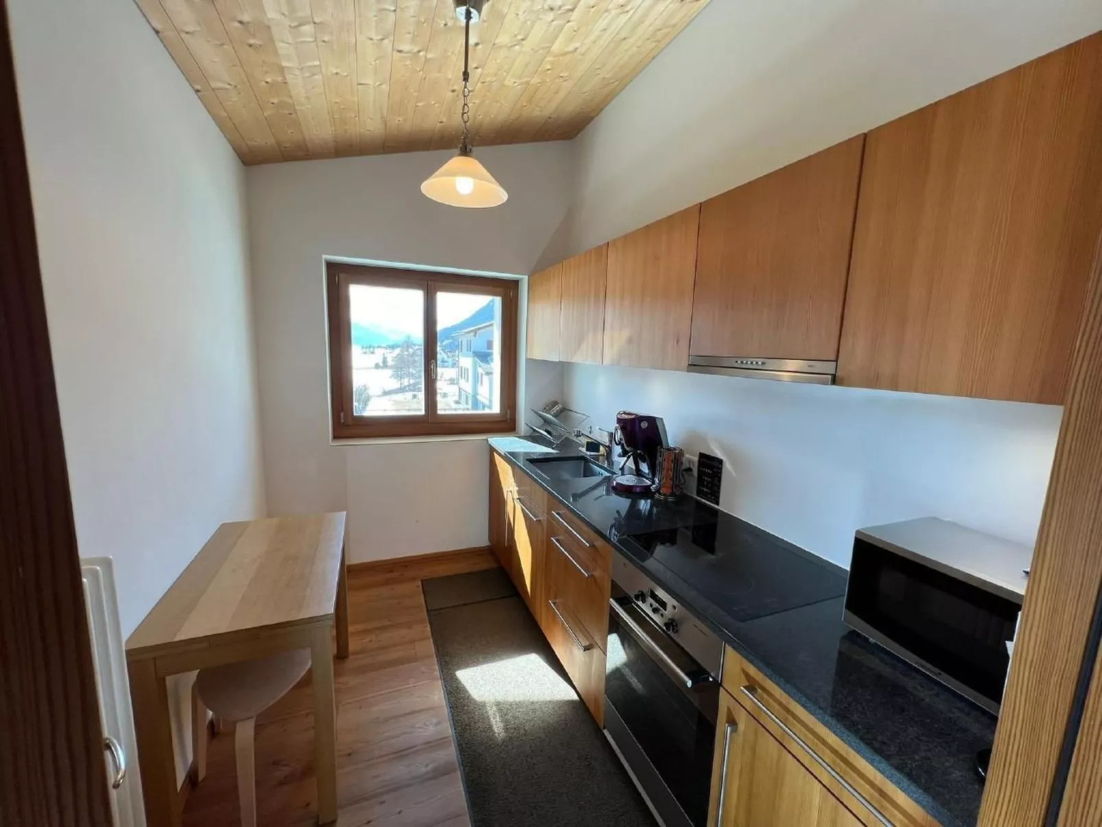 Chesa Grusaida-Drinnen