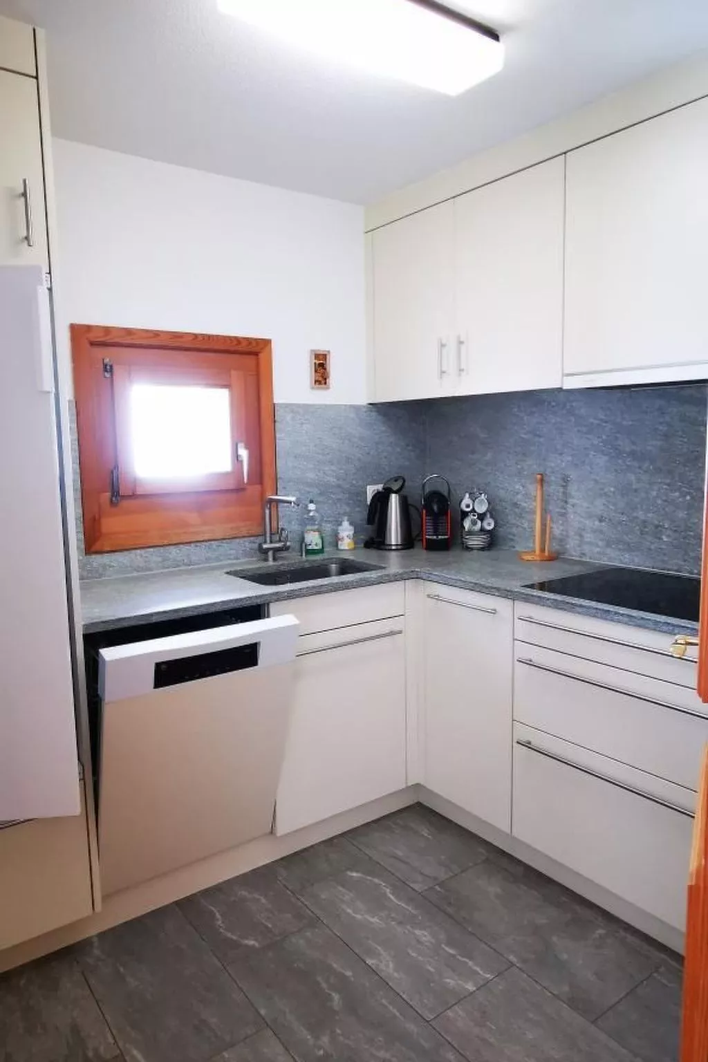 Via charels sur 8-Dedans