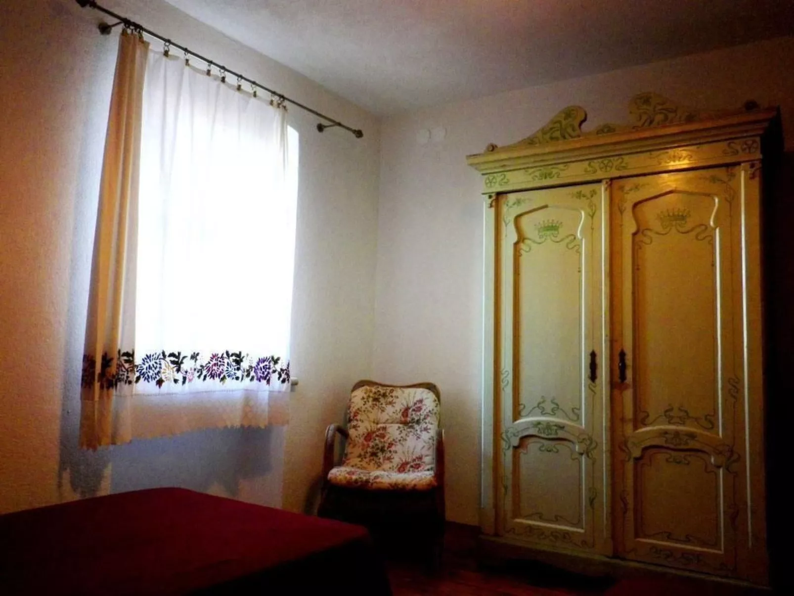 'Adri' mit Wasserblick-Drinnen