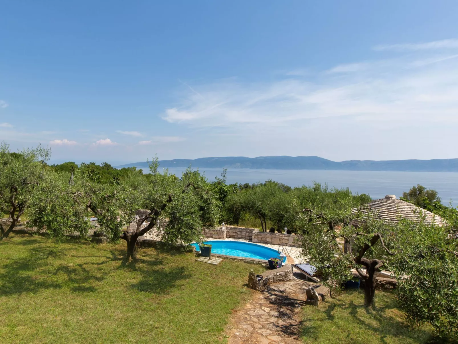 "Istria" mit eigenem Pool-Draußen