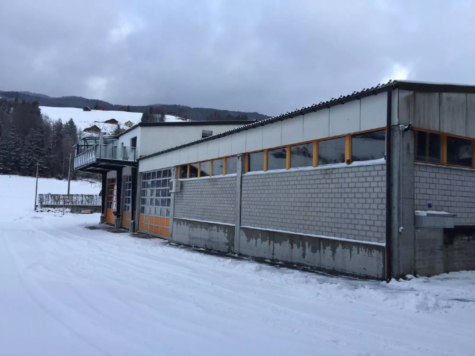 Gina's Apartment - Nähe zu See und Berge-Dehors