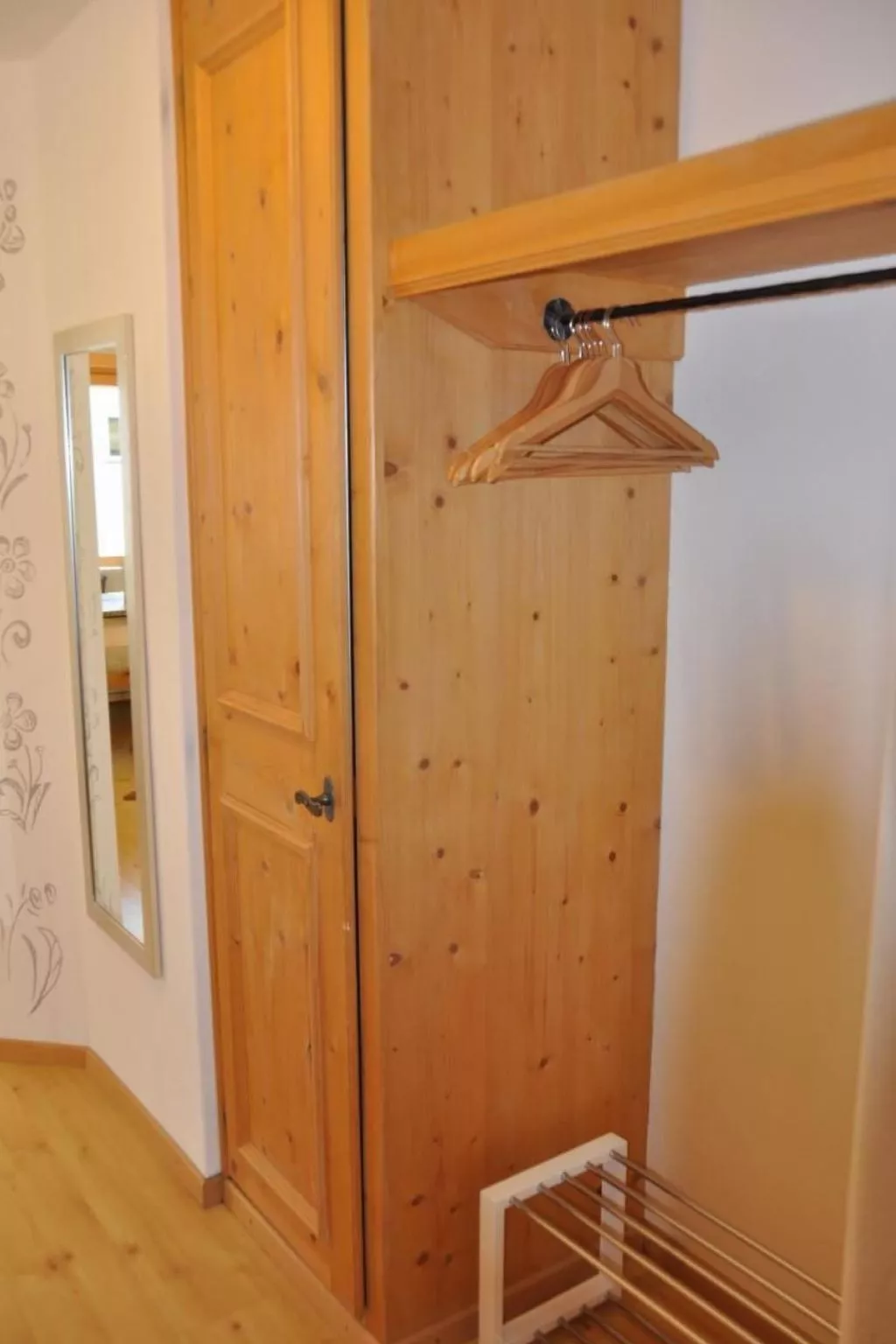 Chesa Sunasain V5-Drinnen