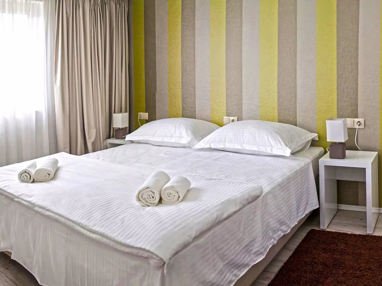 Villa Mosor mit beheiztem Salzwasserpool und Sauna-Drinnen