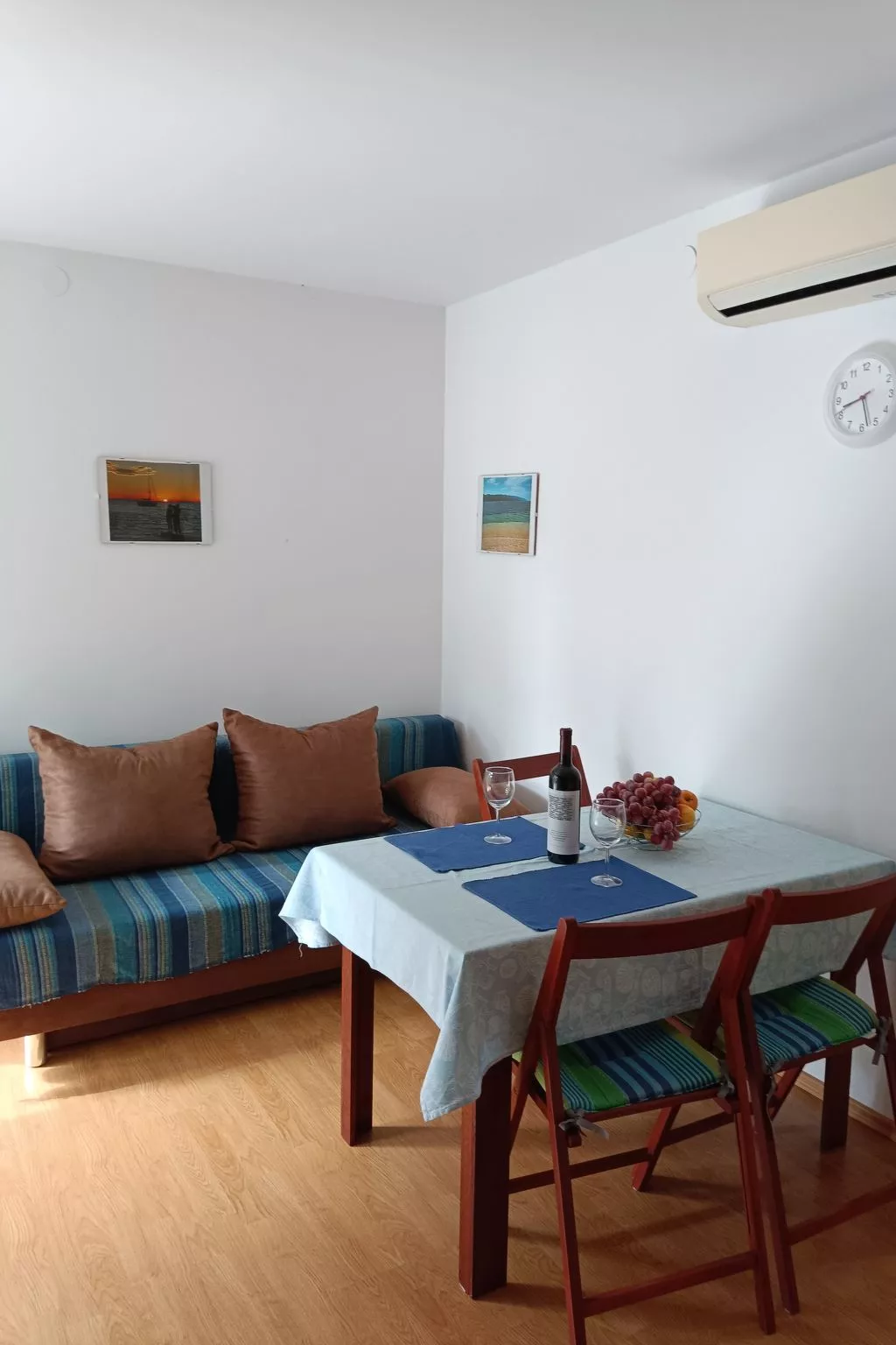 Wohnung mit Balkon-Inside