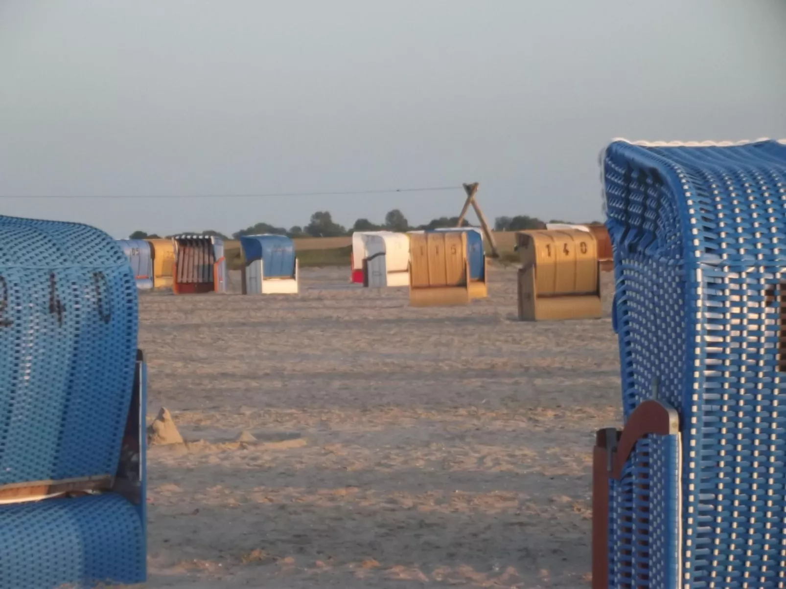 Mit Garten und Terrasse-Inside
