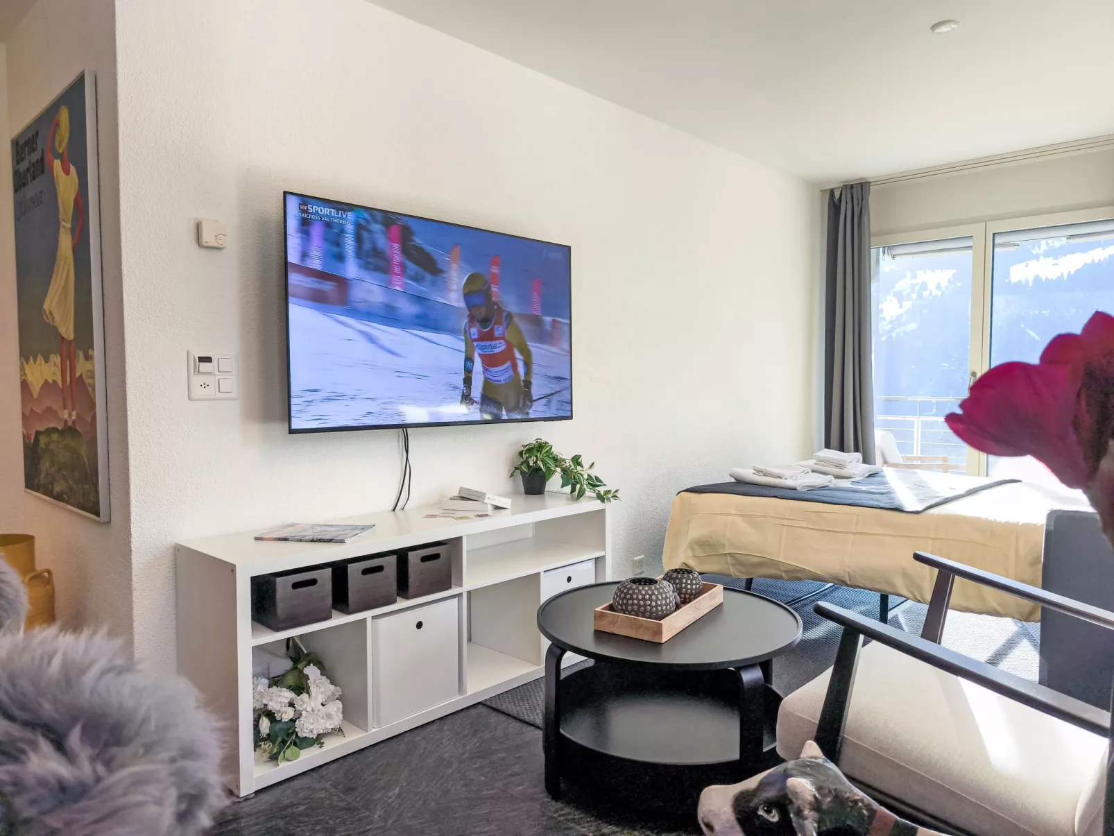 Silence, Apt. P-Drinnen