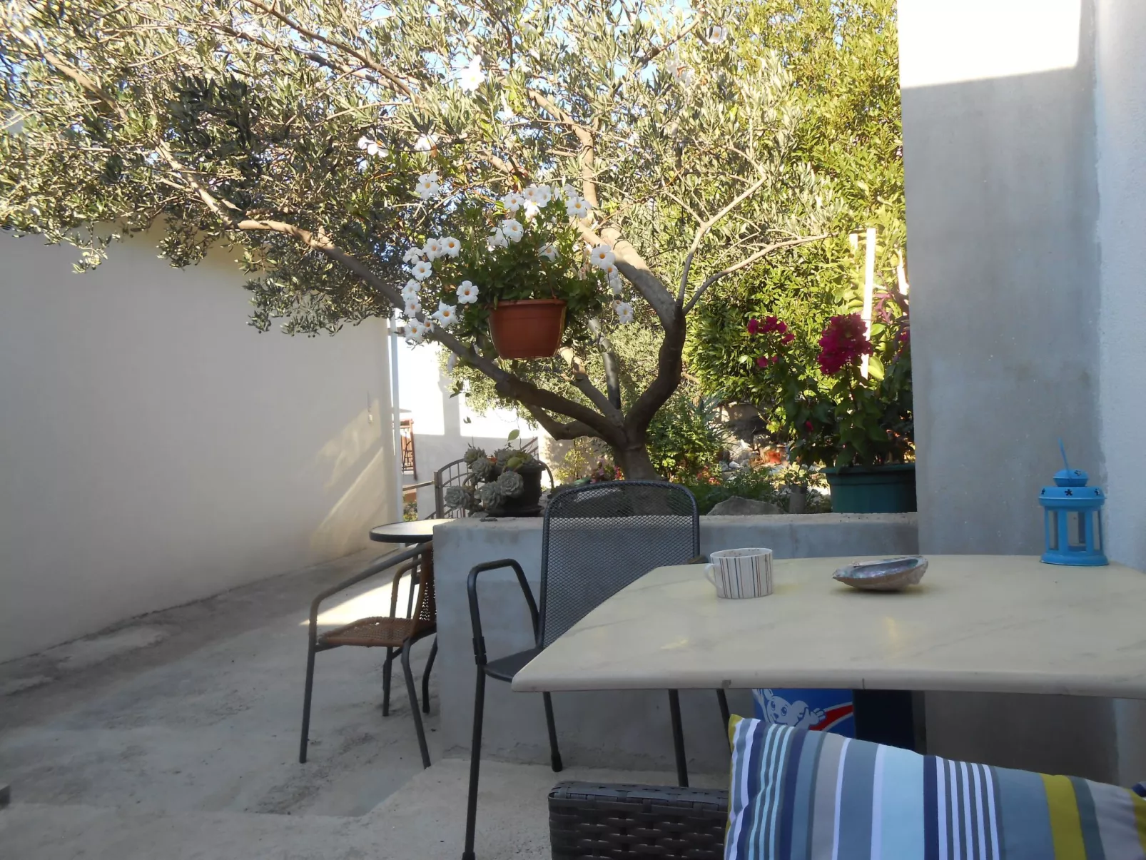 Mit Balkon und Garten sowie Meerblick-Inside