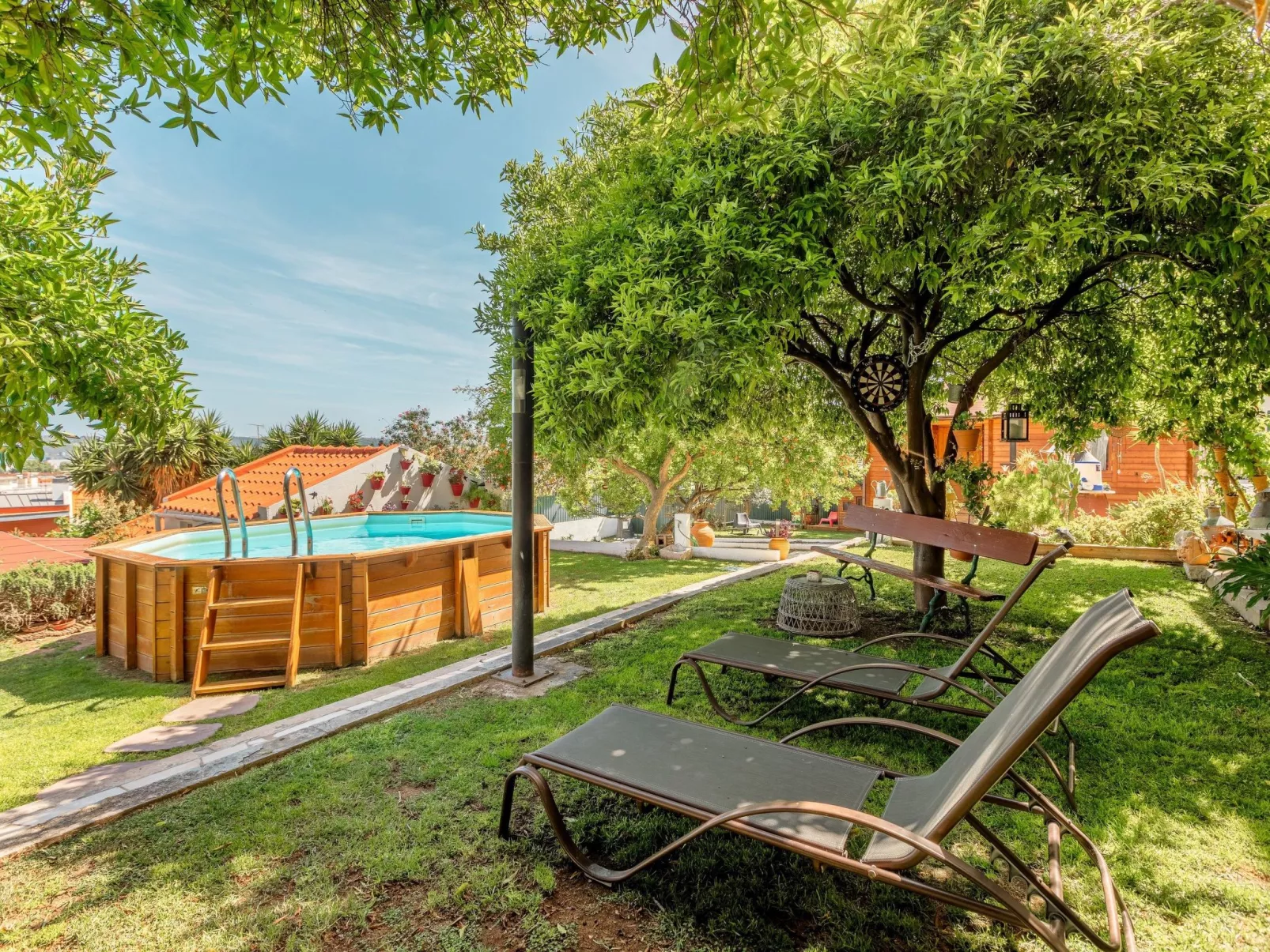 In Algés mit Kleinem gemeinsamem Pool - Draußen