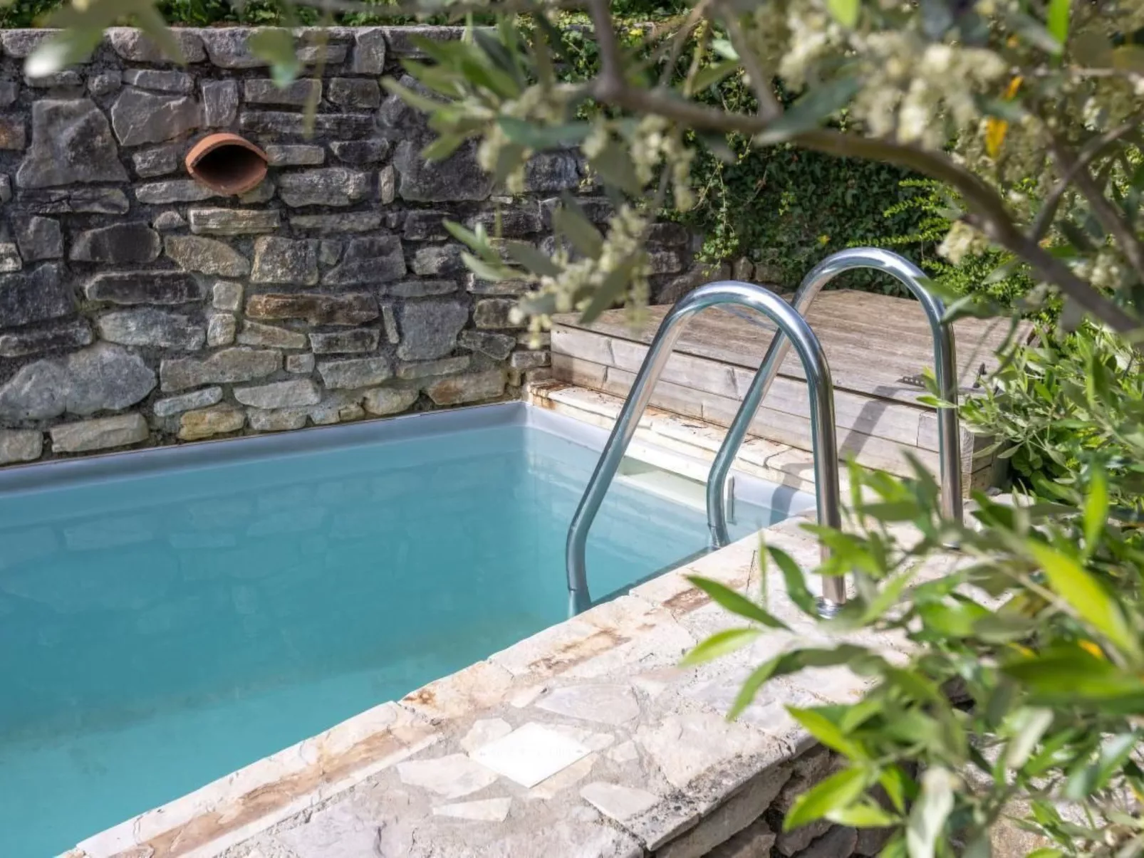 Clos de l'Olivier-Draußen