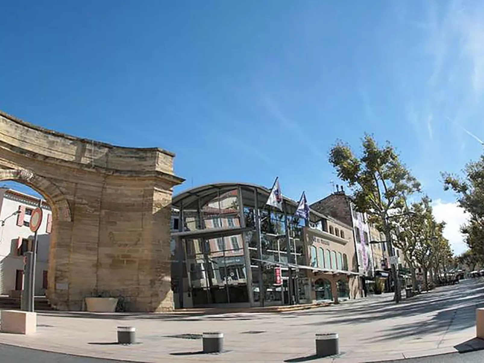 Eine kleine Ecke der Provence. Privater beheizter Pool-Inside