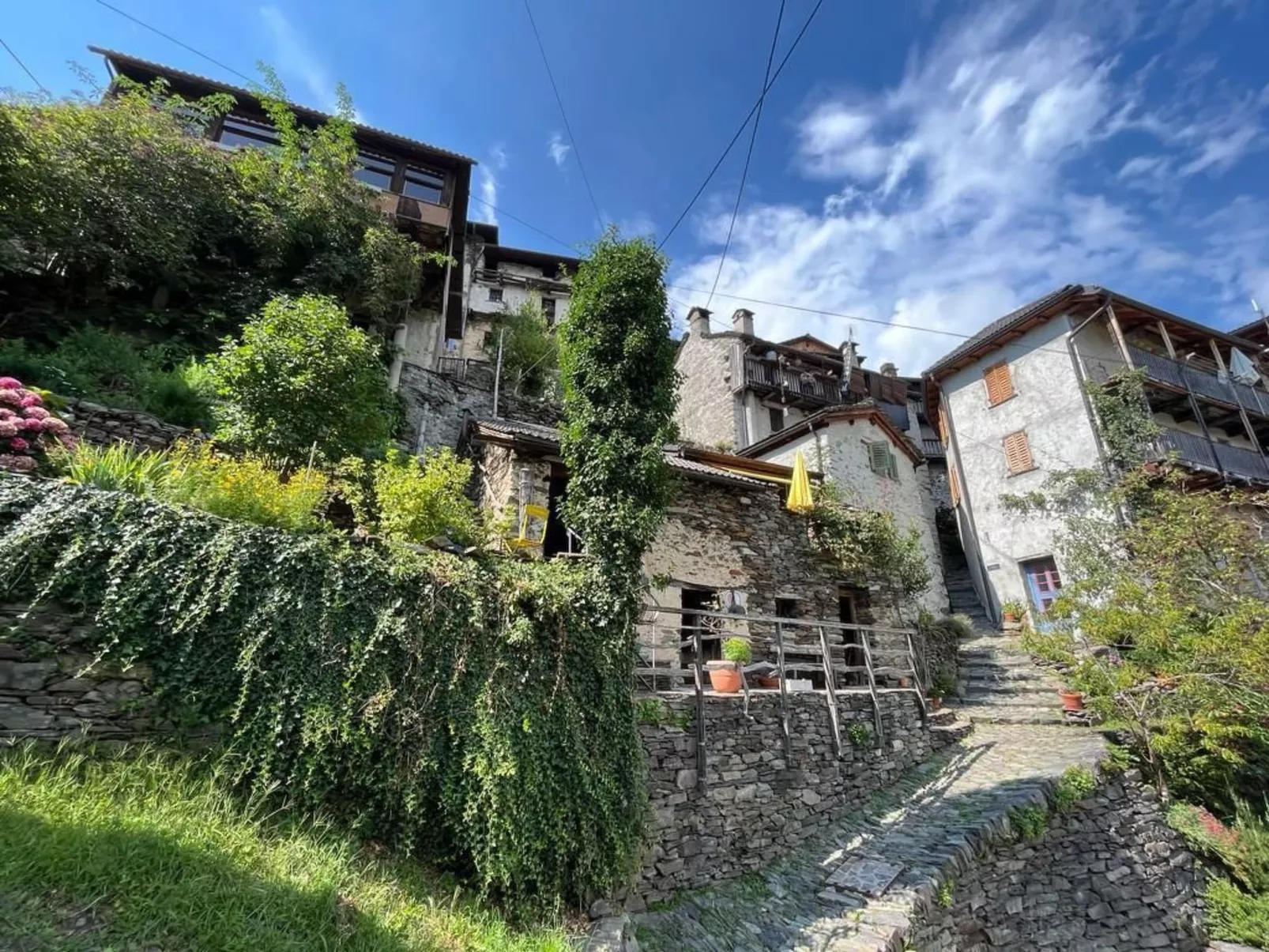 Entdecken Sie den Charme von Casa Clementina in Indemini-Dedans